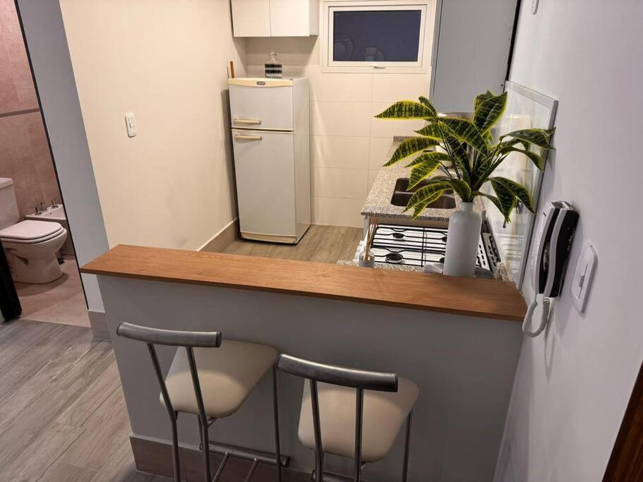 One-Bedroom Apartment photo 2