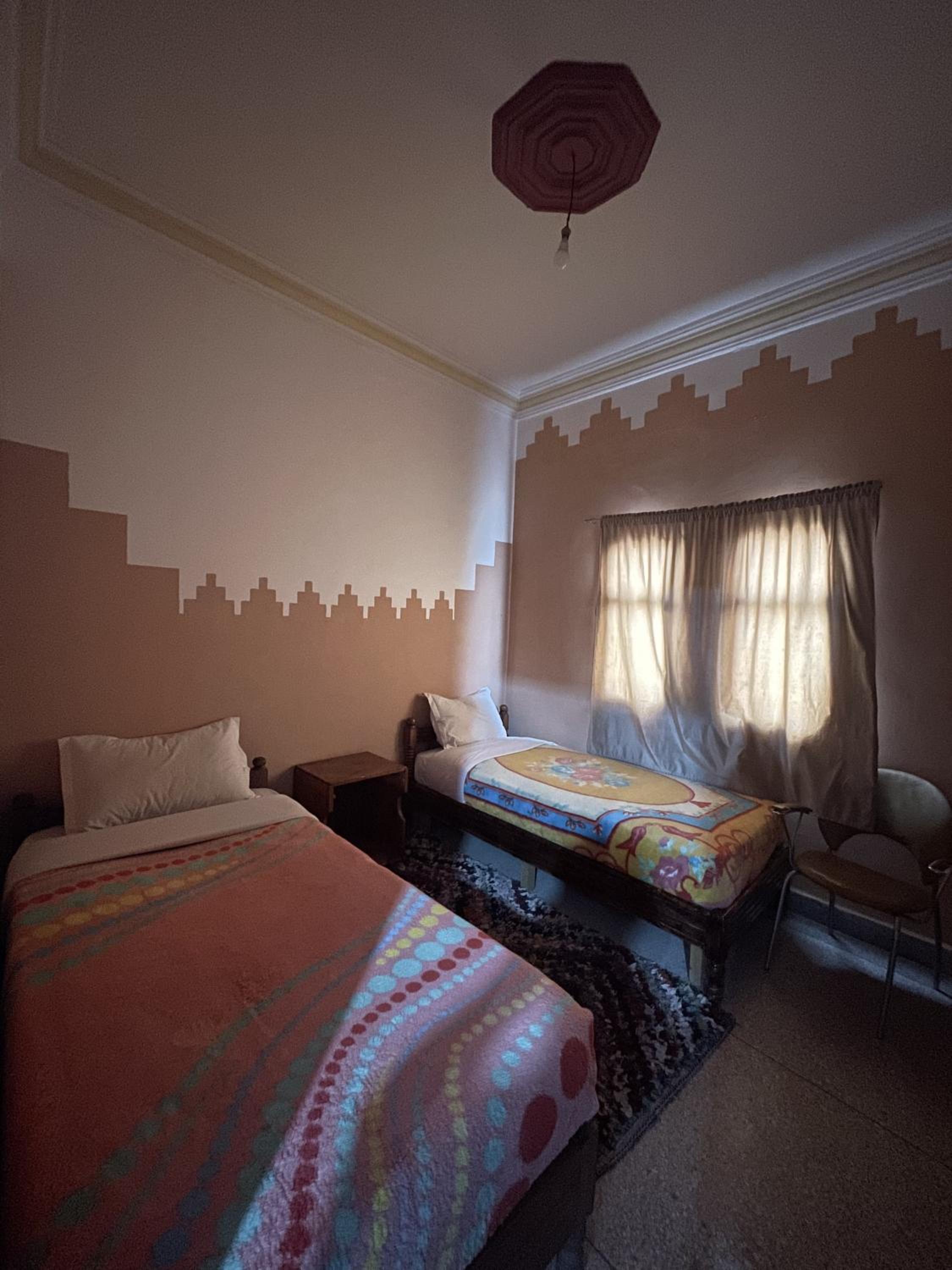 Twin Room with Private Bathroom photo 2