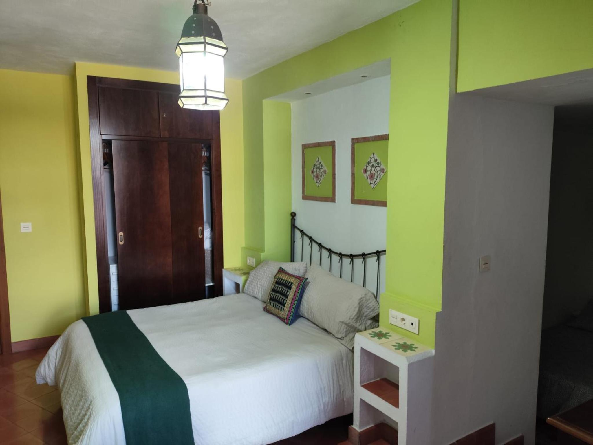 Habitación Triple Confort con Ducha