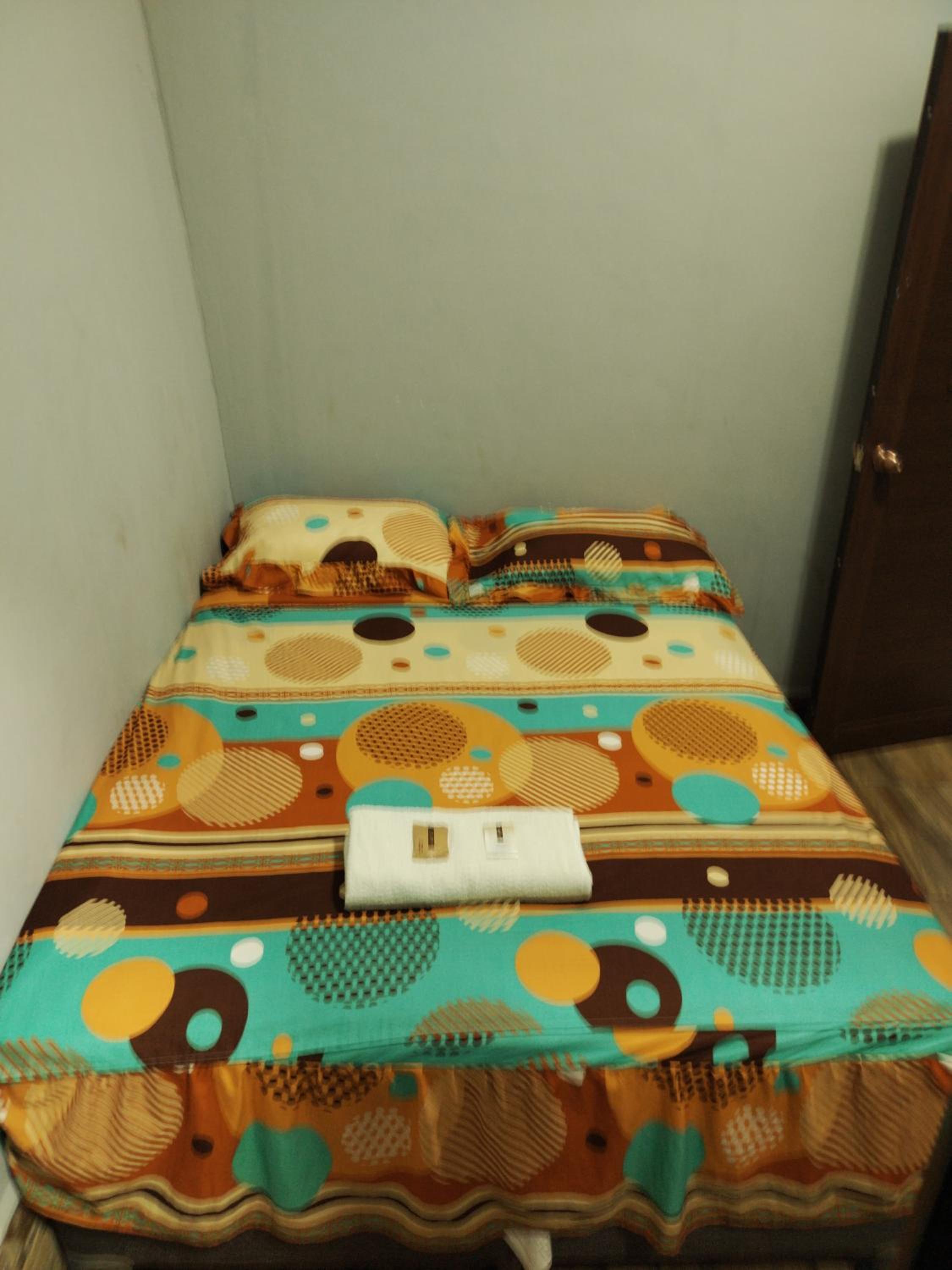 Single Room photo 3