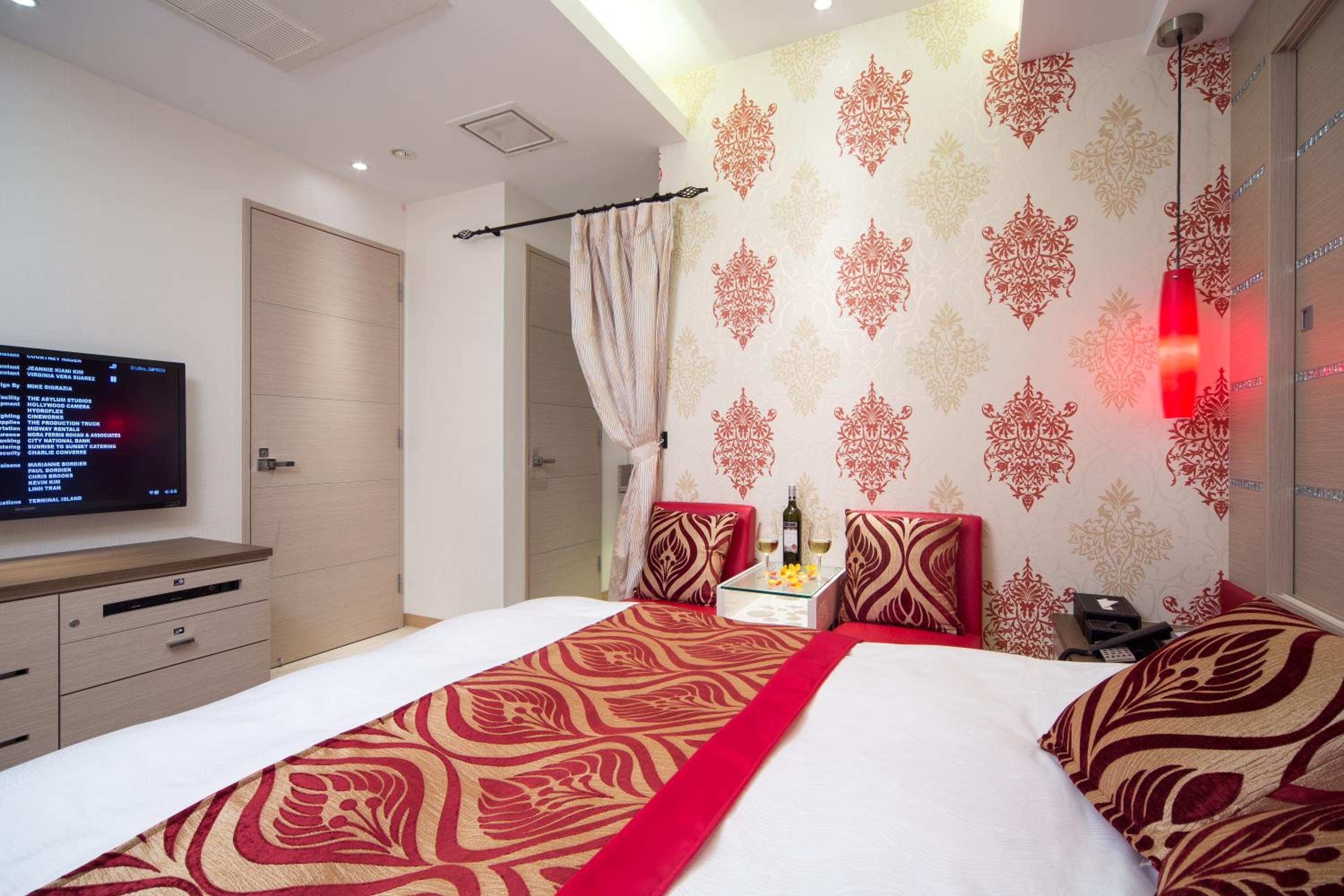 Standard Double Room - Smoking - Photo 5
