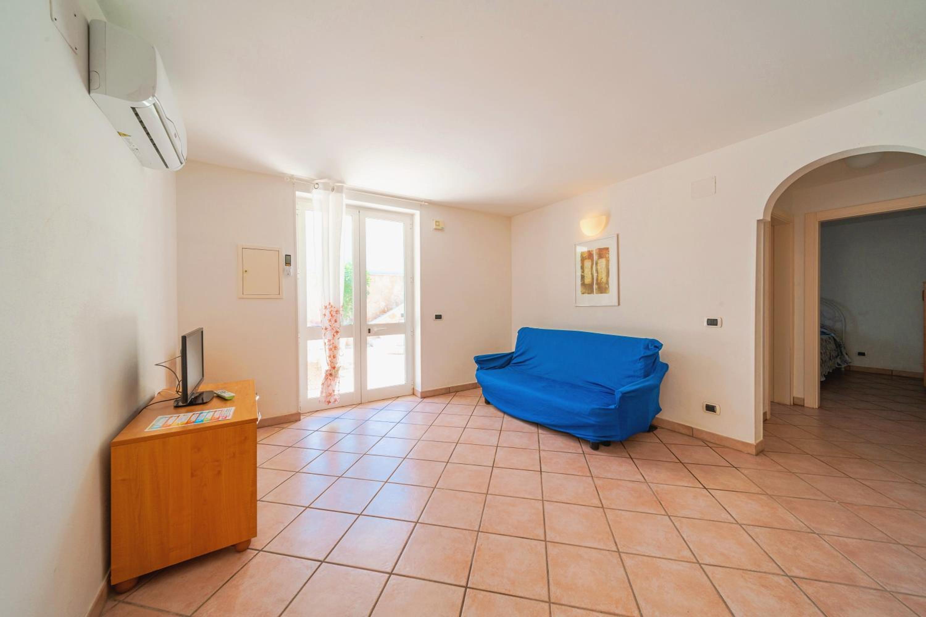 Three-Bedroom Apartment photo 1
