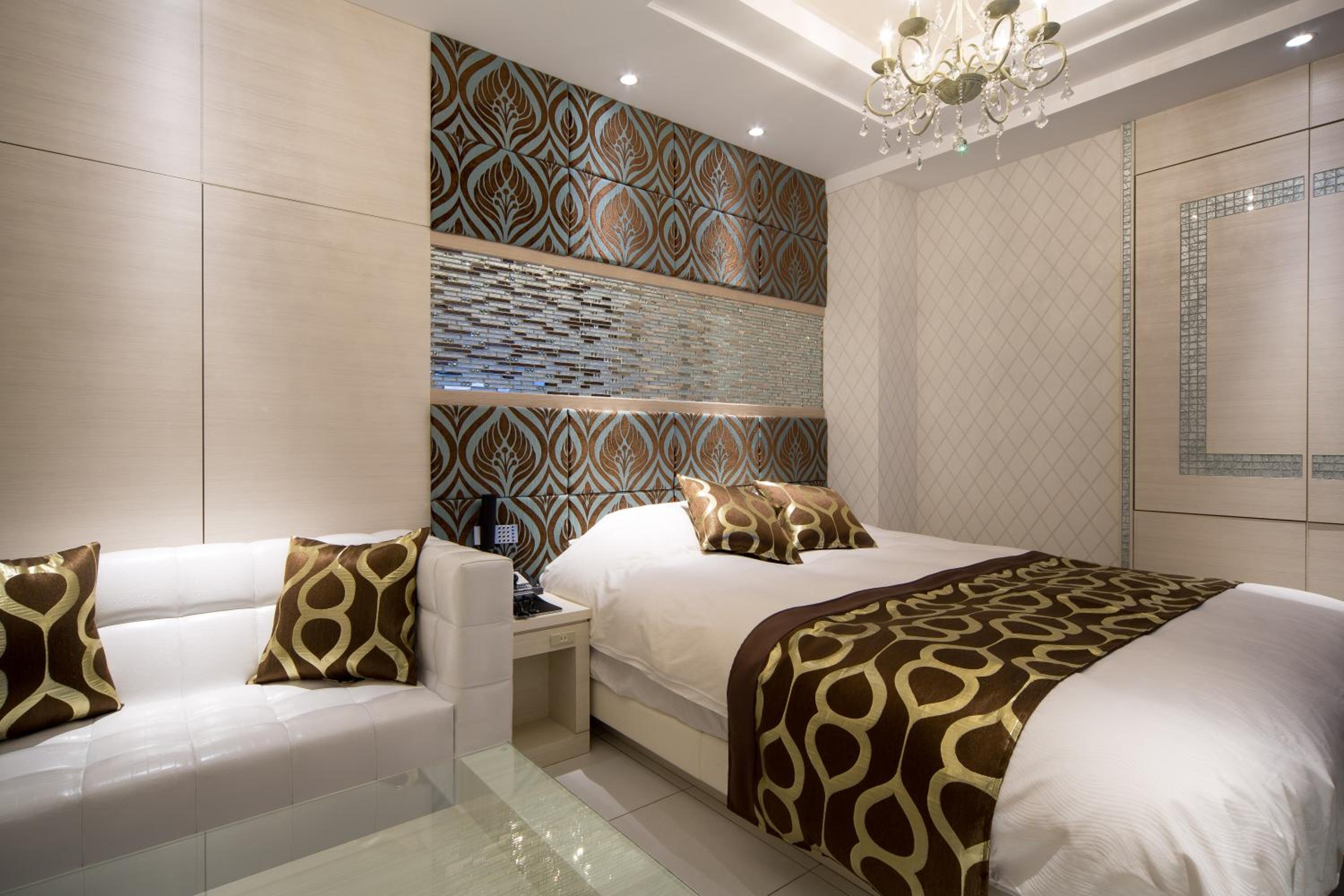 Standard Double Room - Smoking - Photo 2
