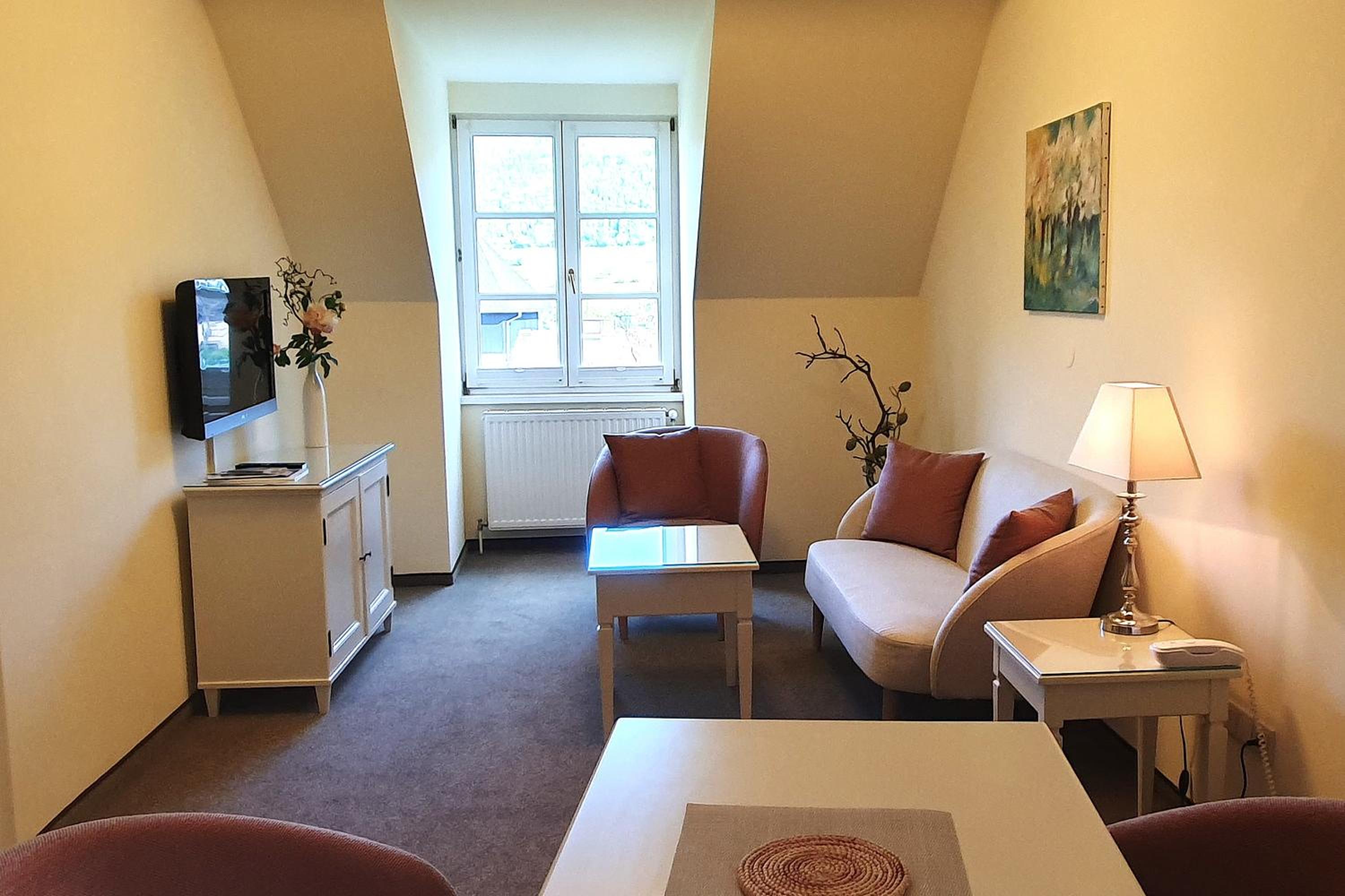Apartment with Garden View