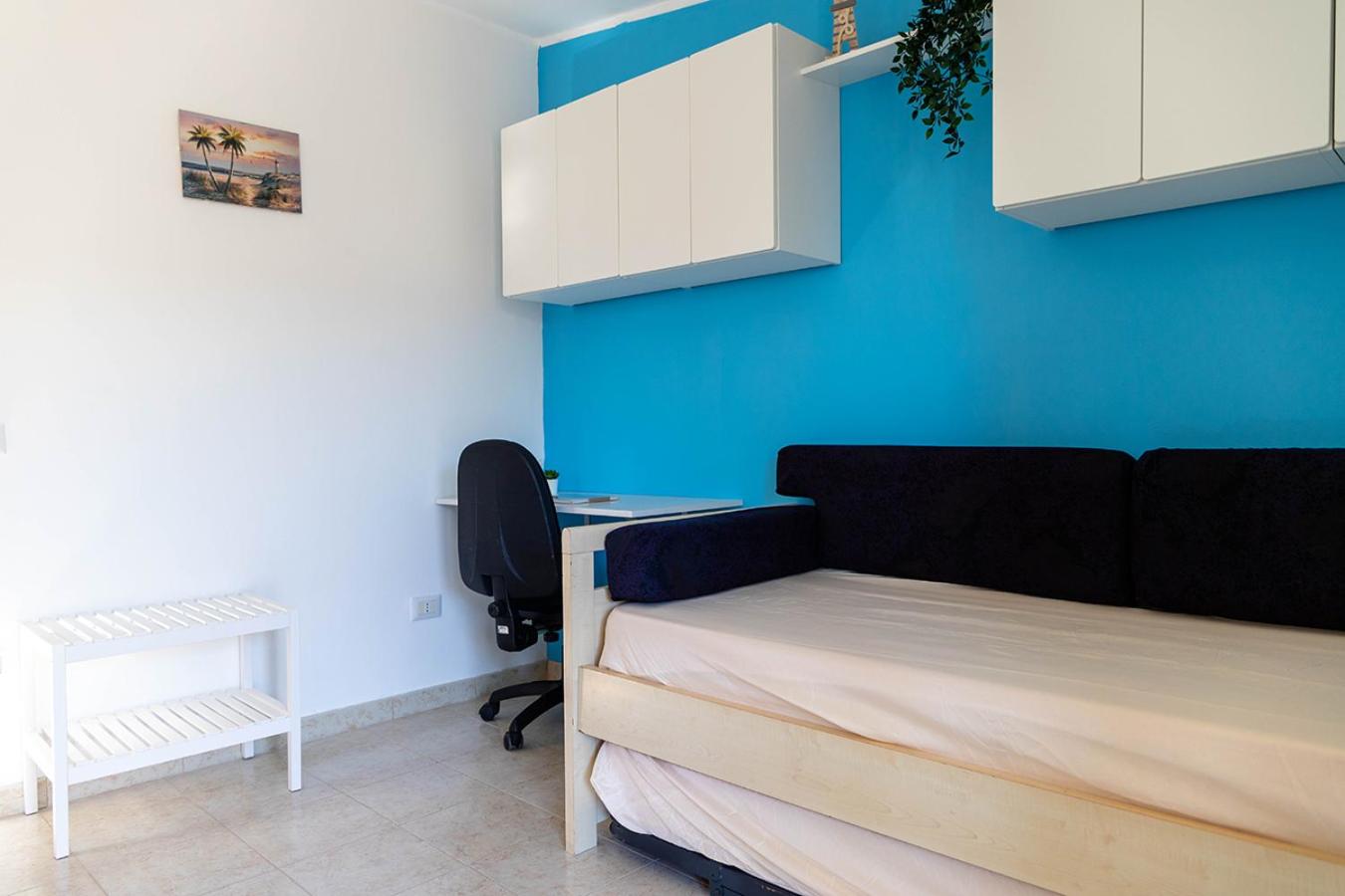 Two-Bedroom Apartment - Photo 17