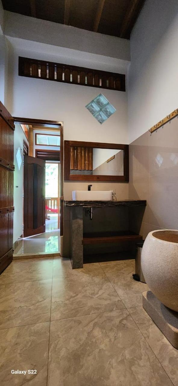 Double Room with Balcony - Photo 2