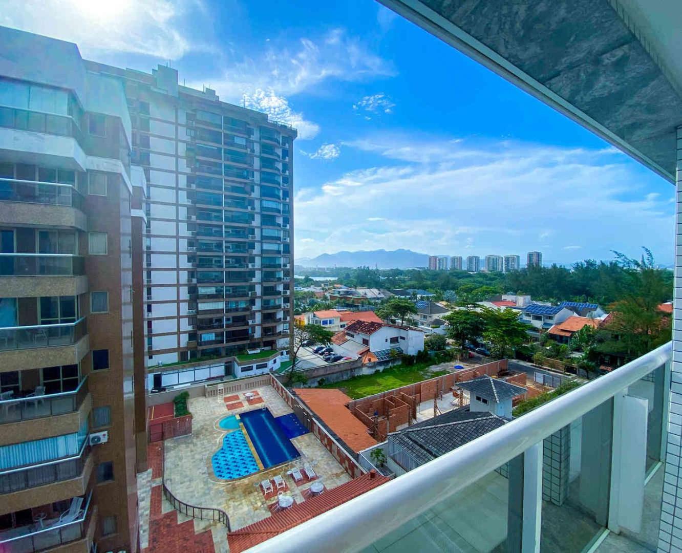 Superior Twin Room with Side Sea View thumbnail 5