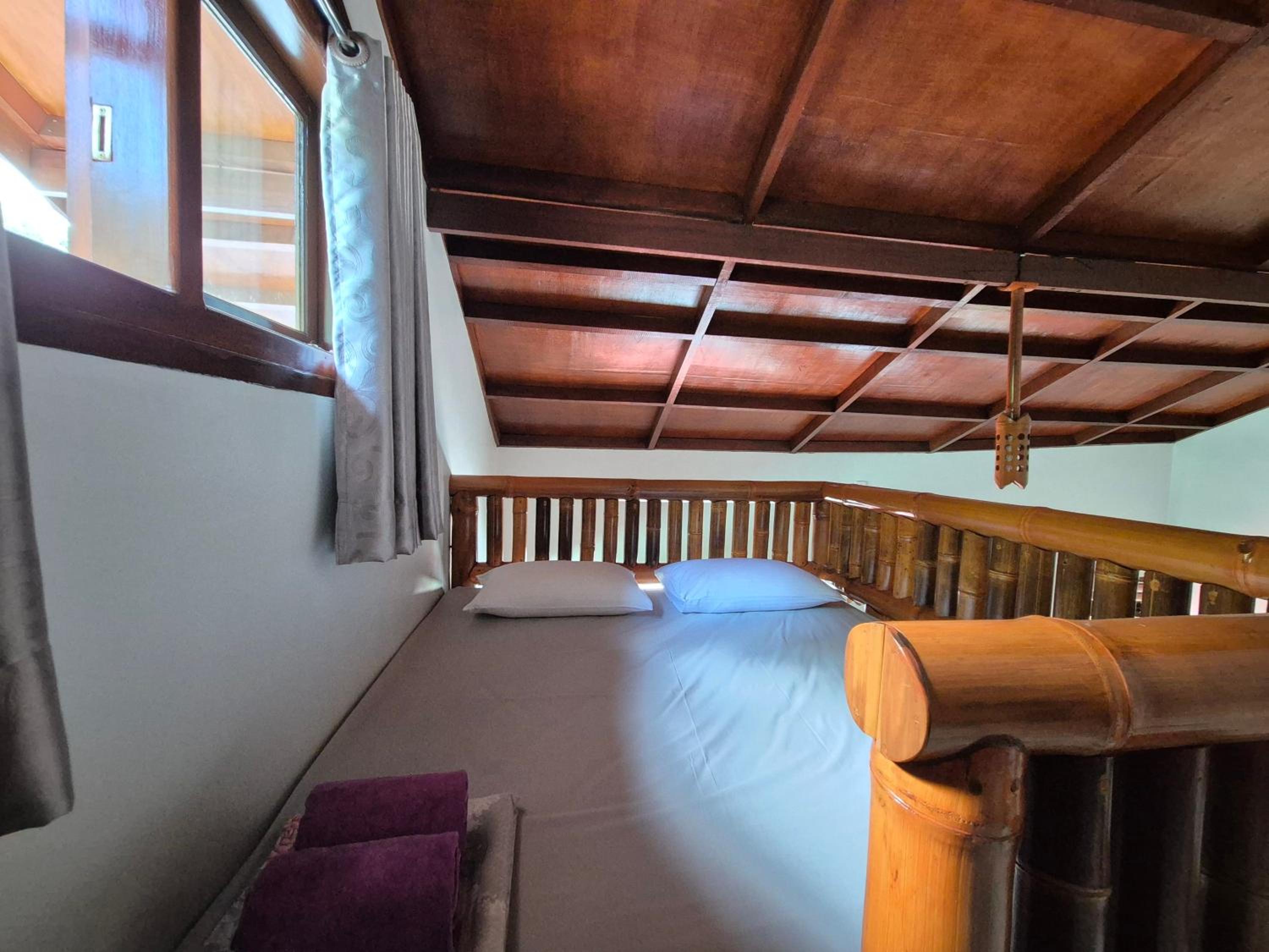 Family Room with Mountain View - Photo 6