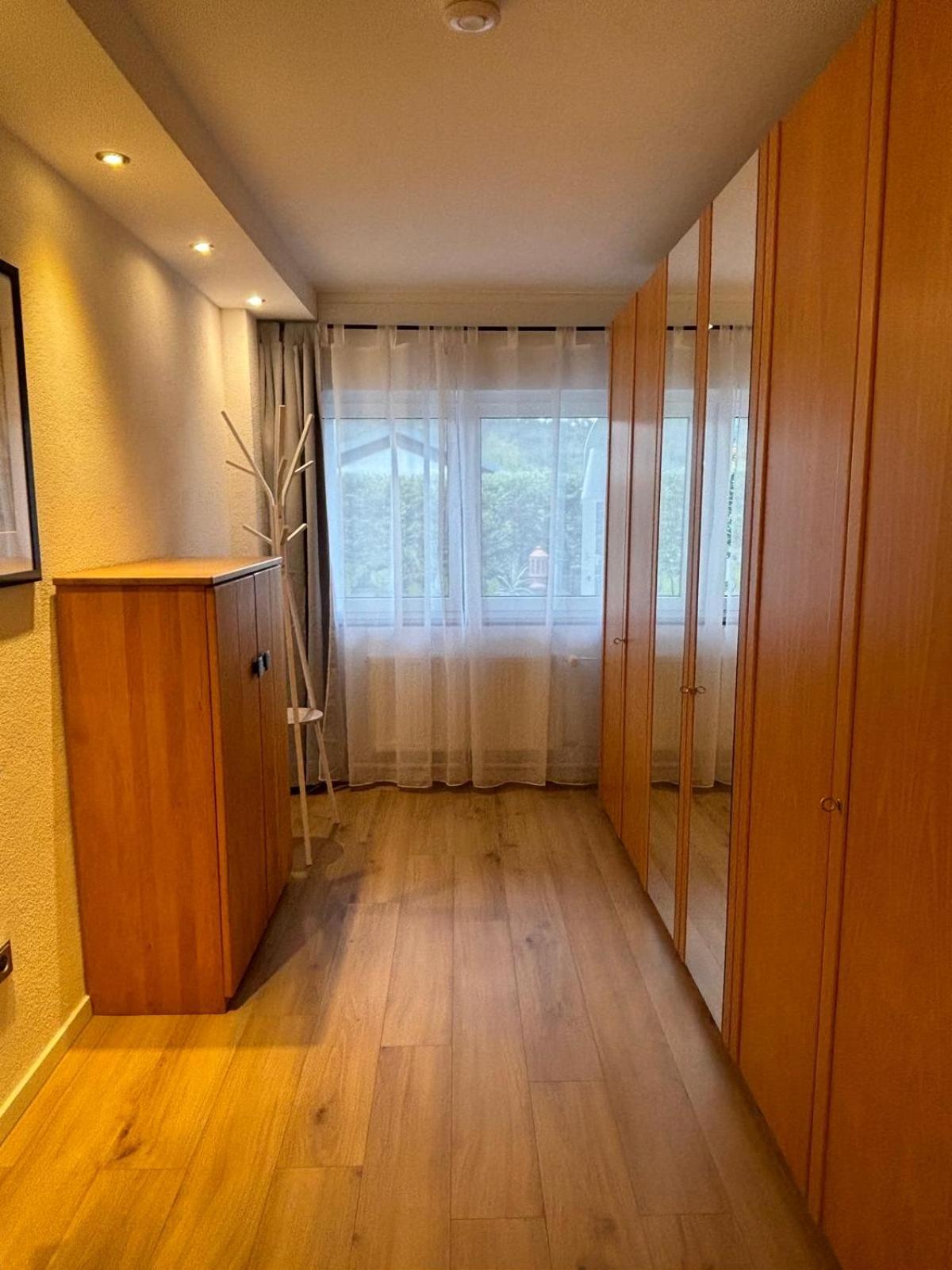 One-Bedroom Apartment photo 3