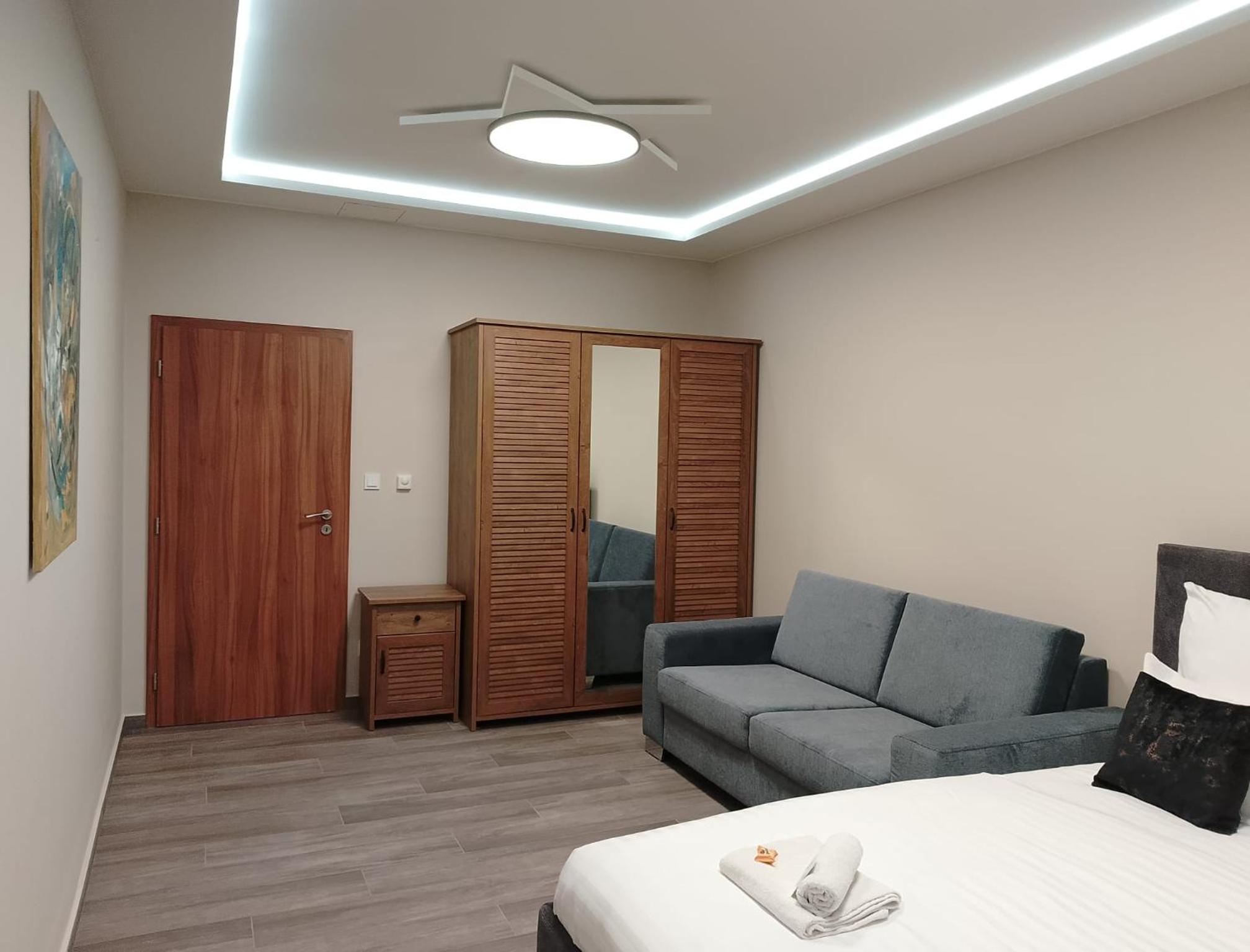 Deluxe Suite - Photo 4