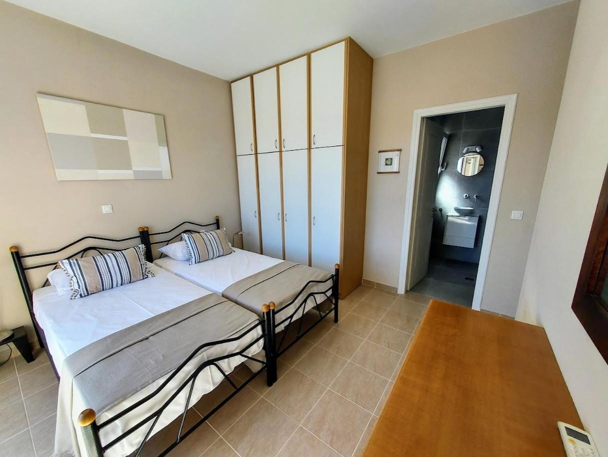 Villa With Sea View photo 1
