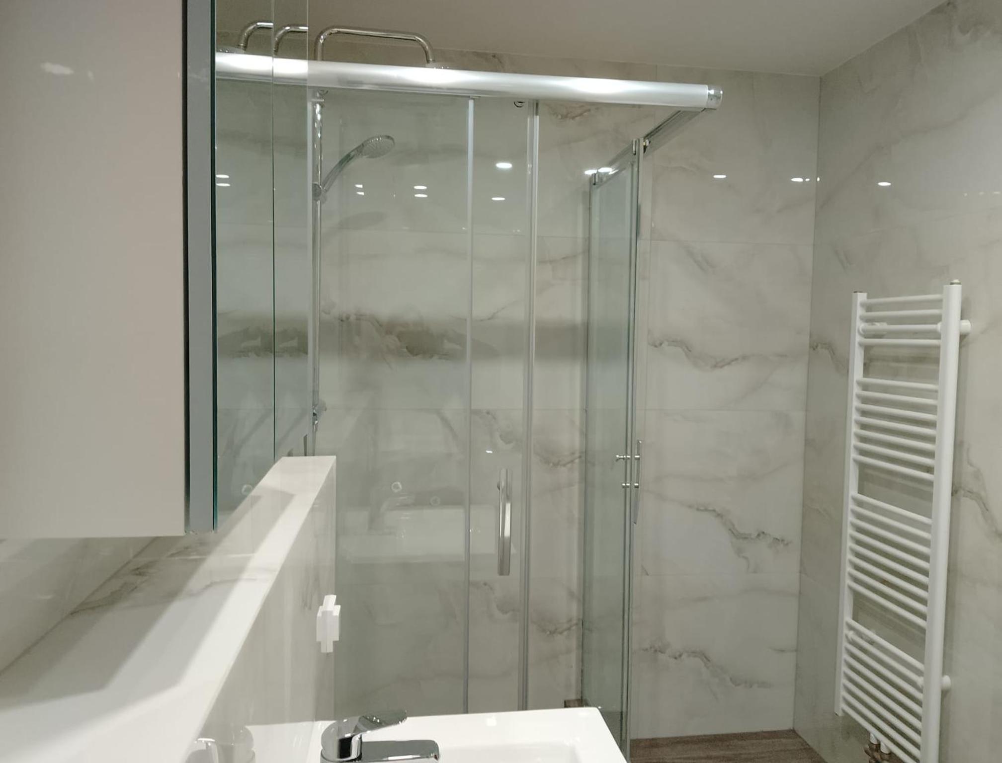Deluxe Suite - Photo 5