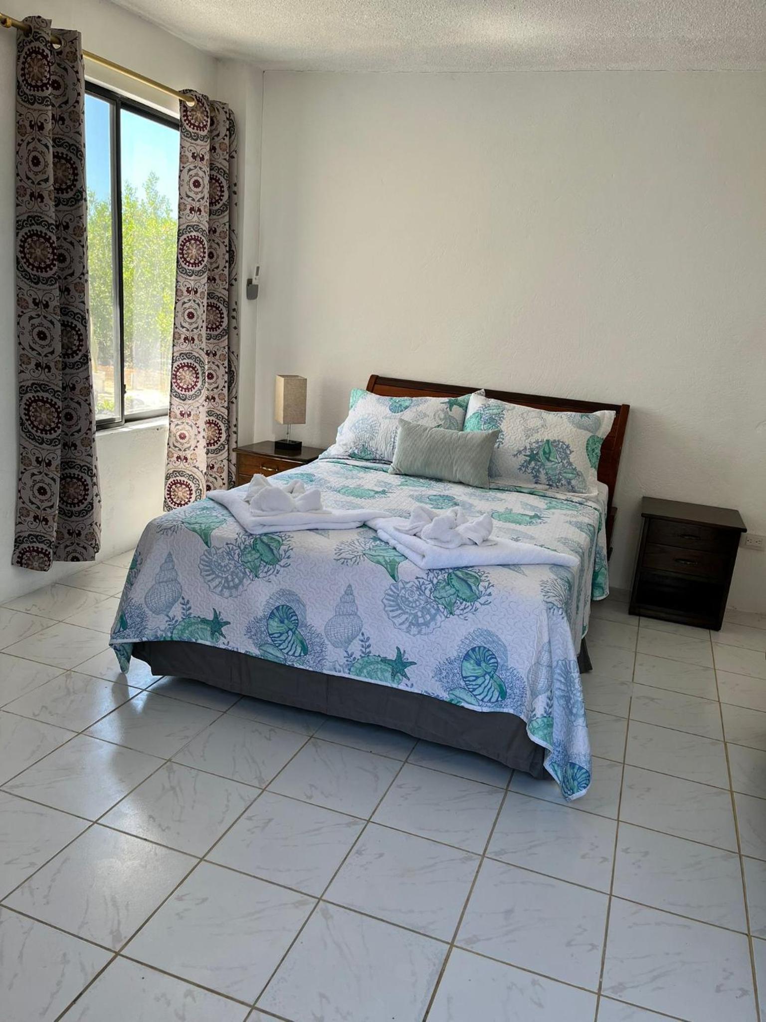 Deluxe King Room photo 1