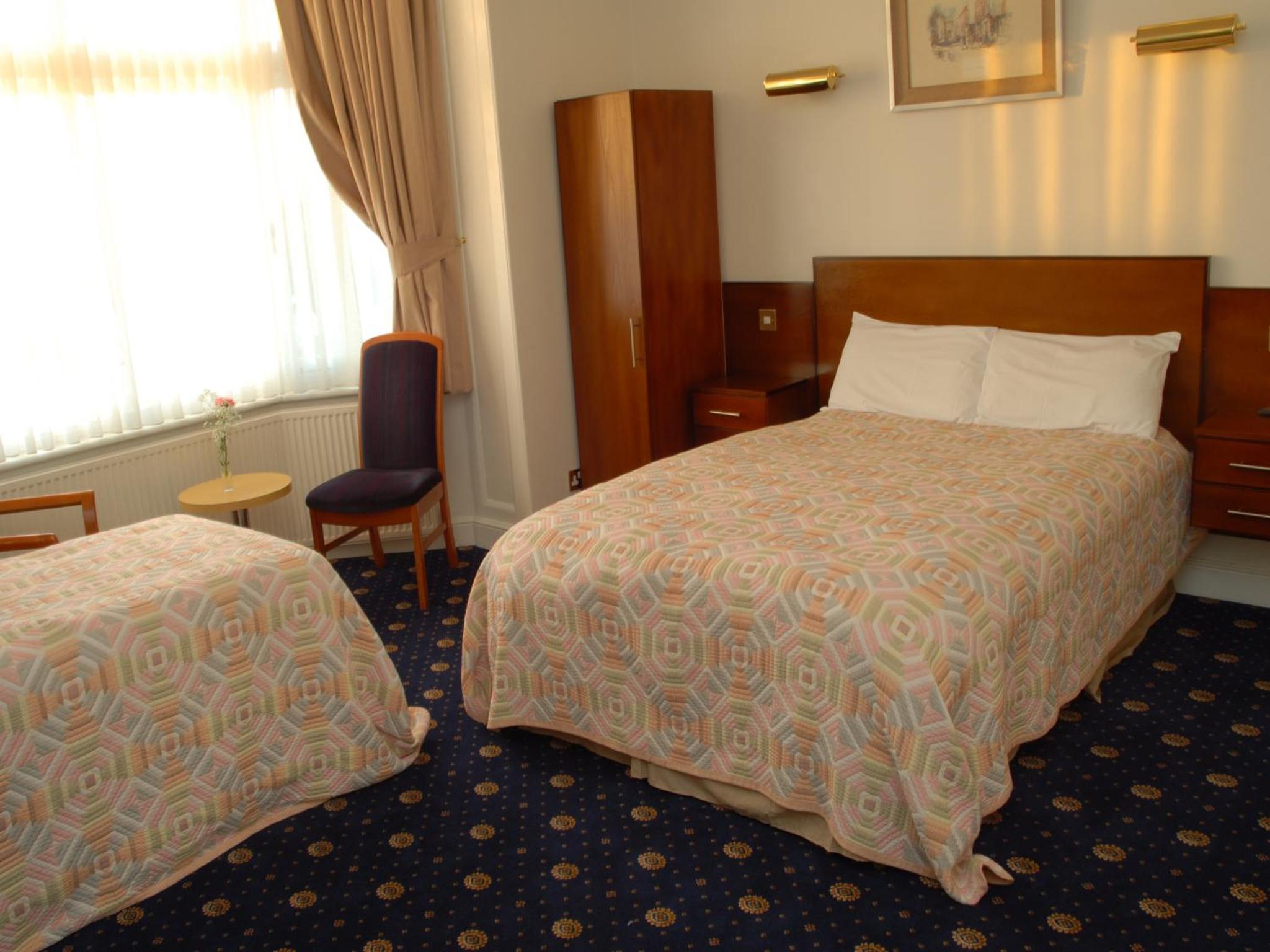 Triple Room photo 2