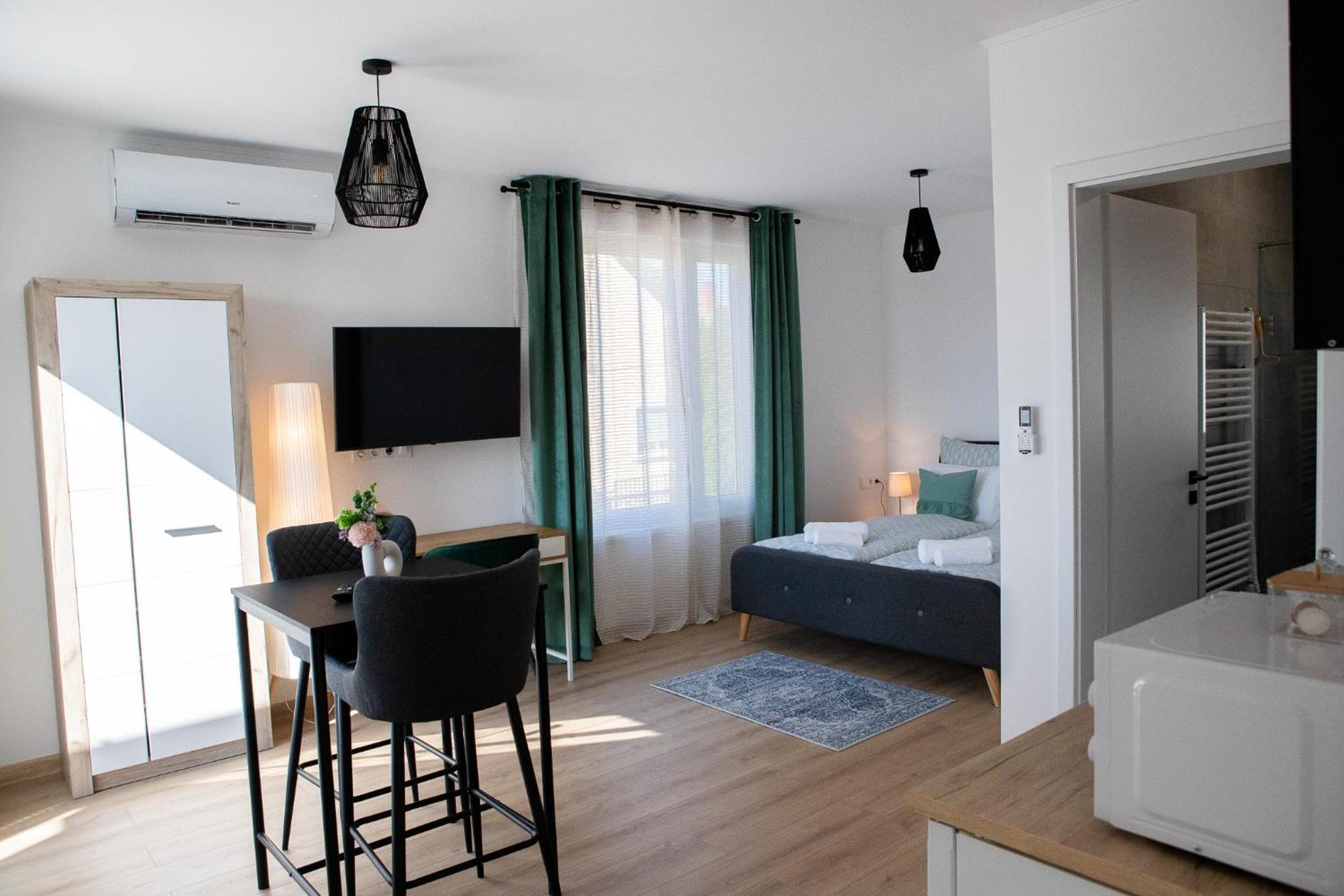 One-Bedroom Apartment with Balcony