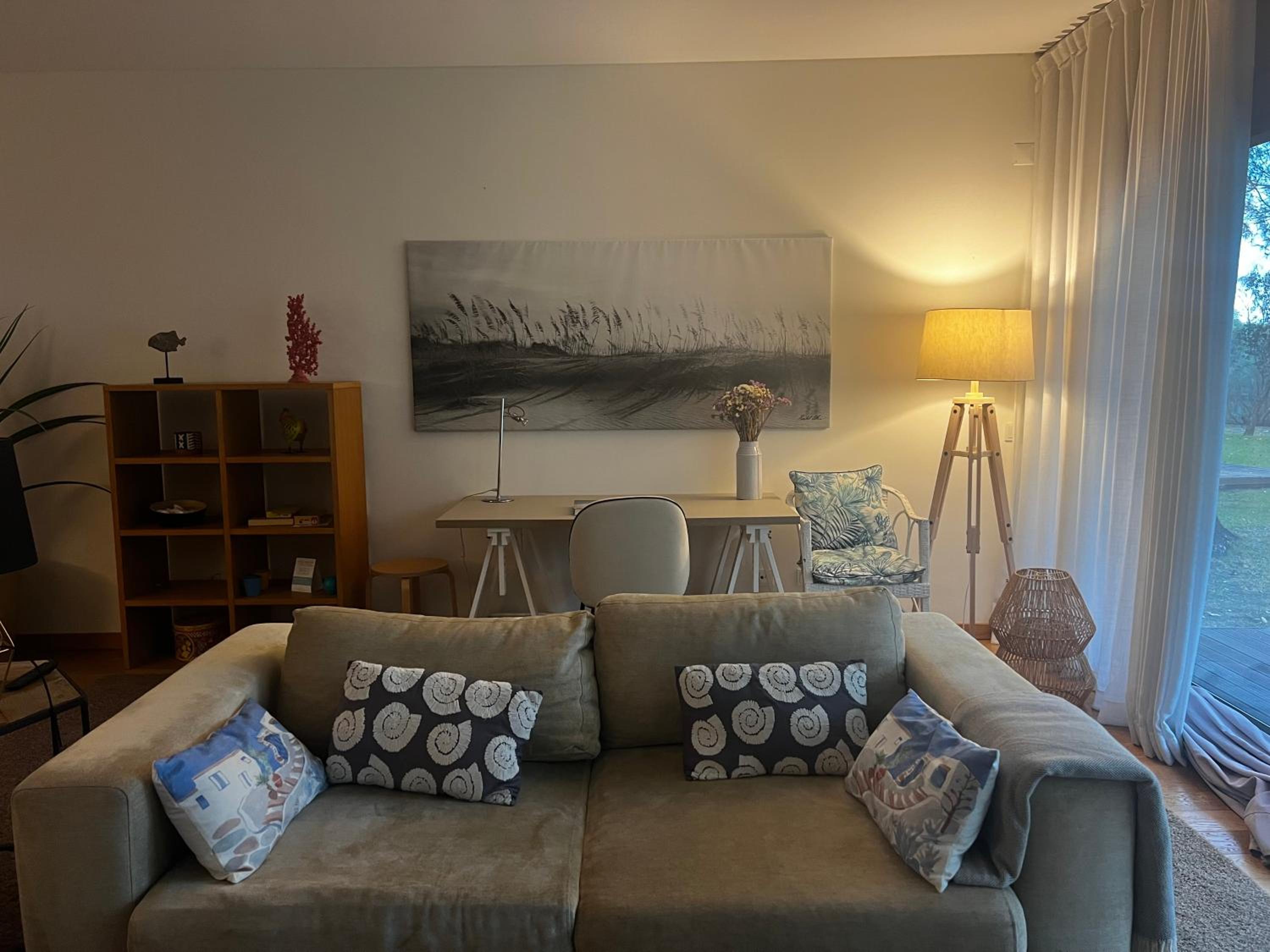 Three-Bedroom House photo 3