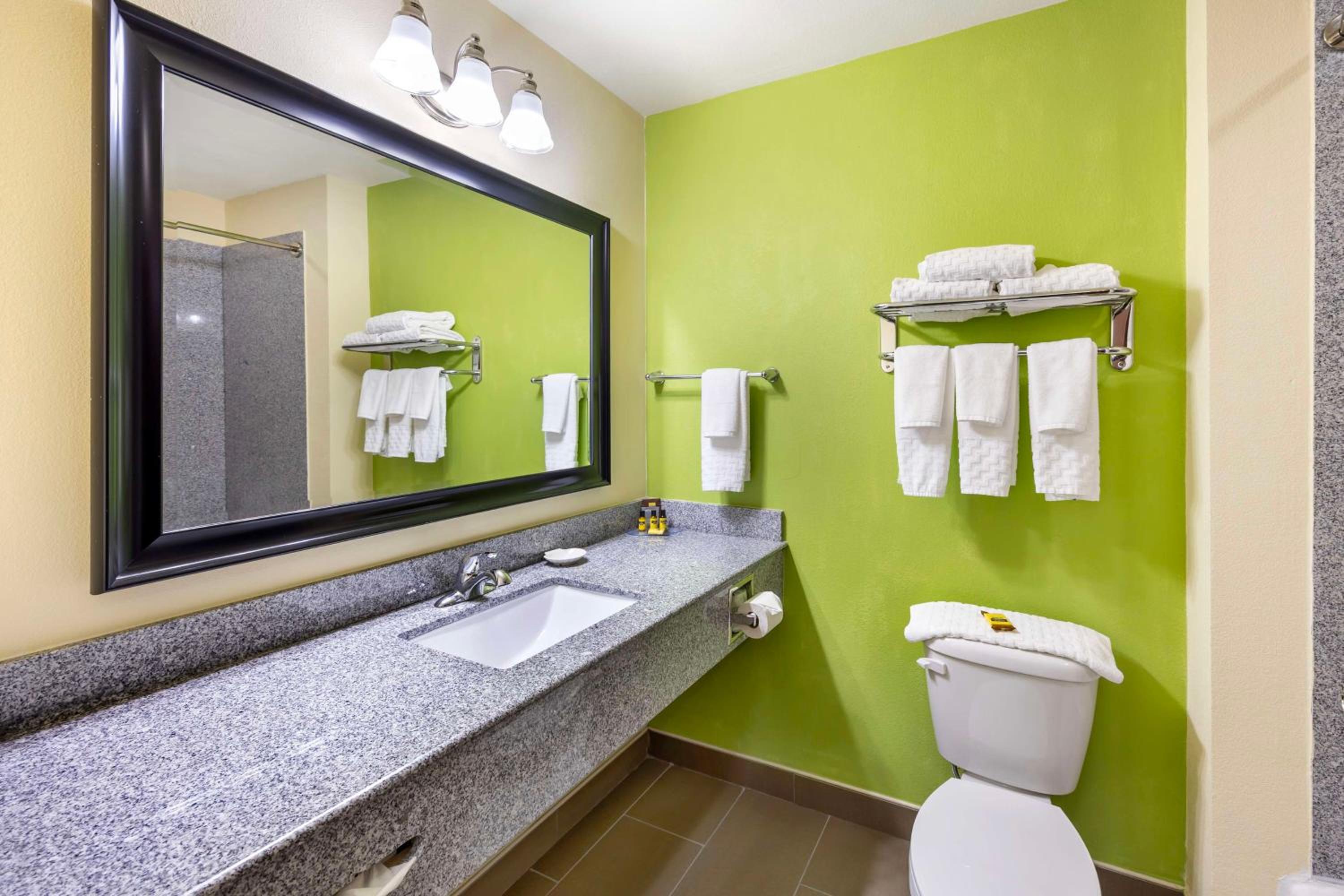 King Rom with Kitchenette photo 2