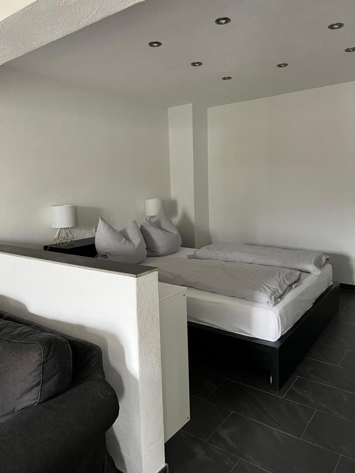 One-Bedroom Apartment with Balcony photo 1