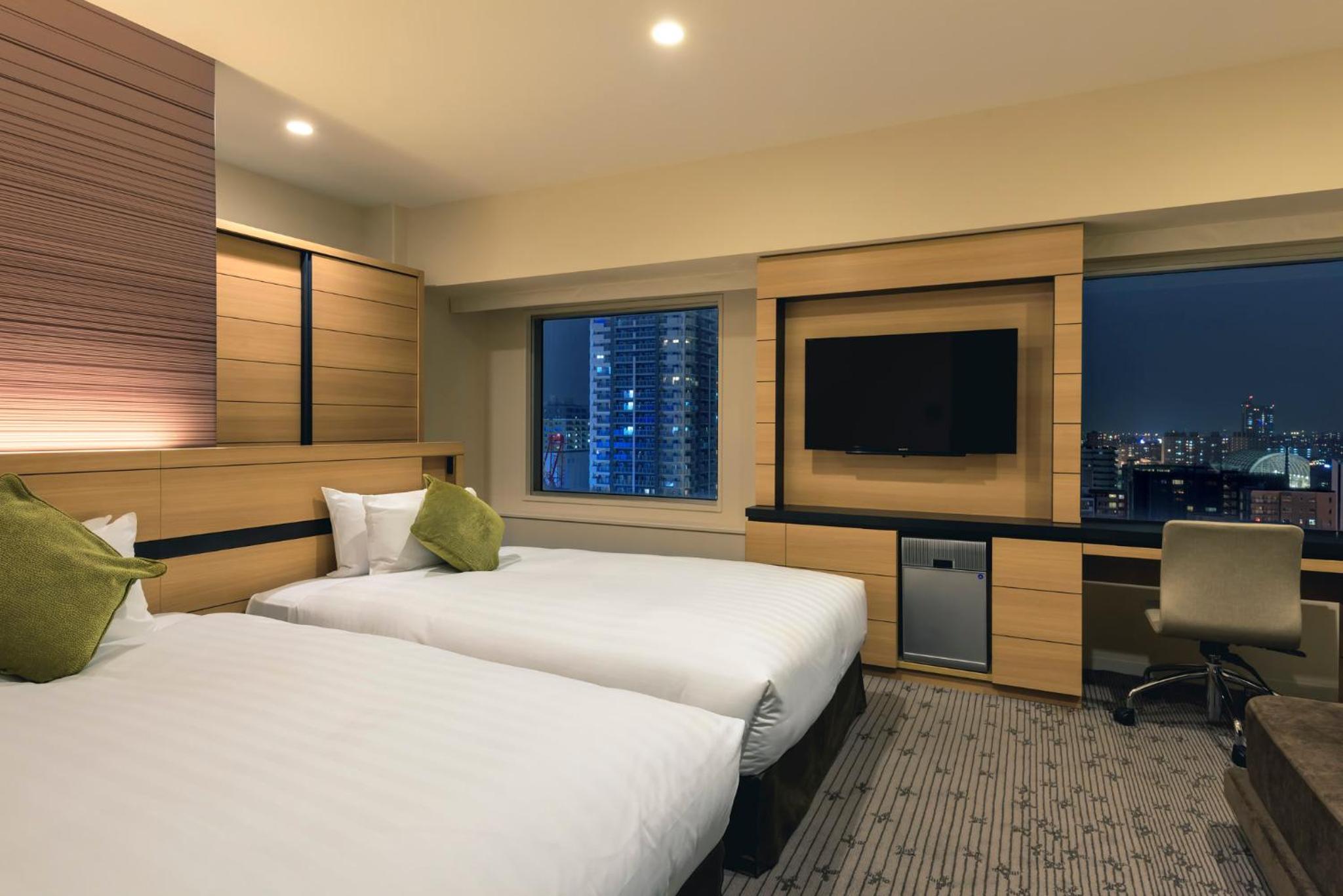 Standard Twin Room with Single Sofa Bed - Mid Floor - Photo 4