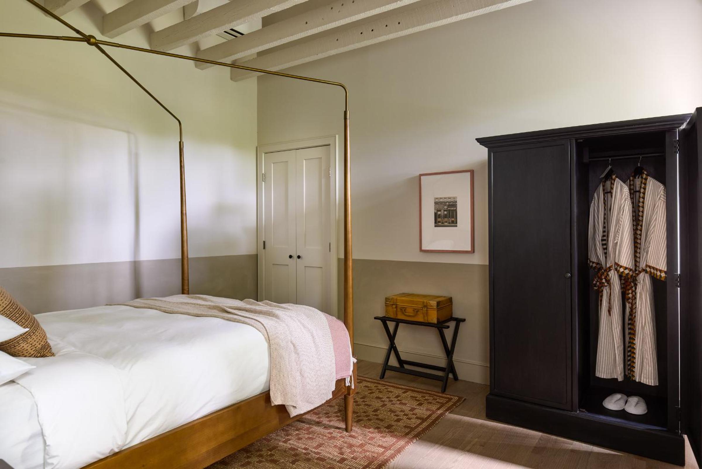 Queen Suite