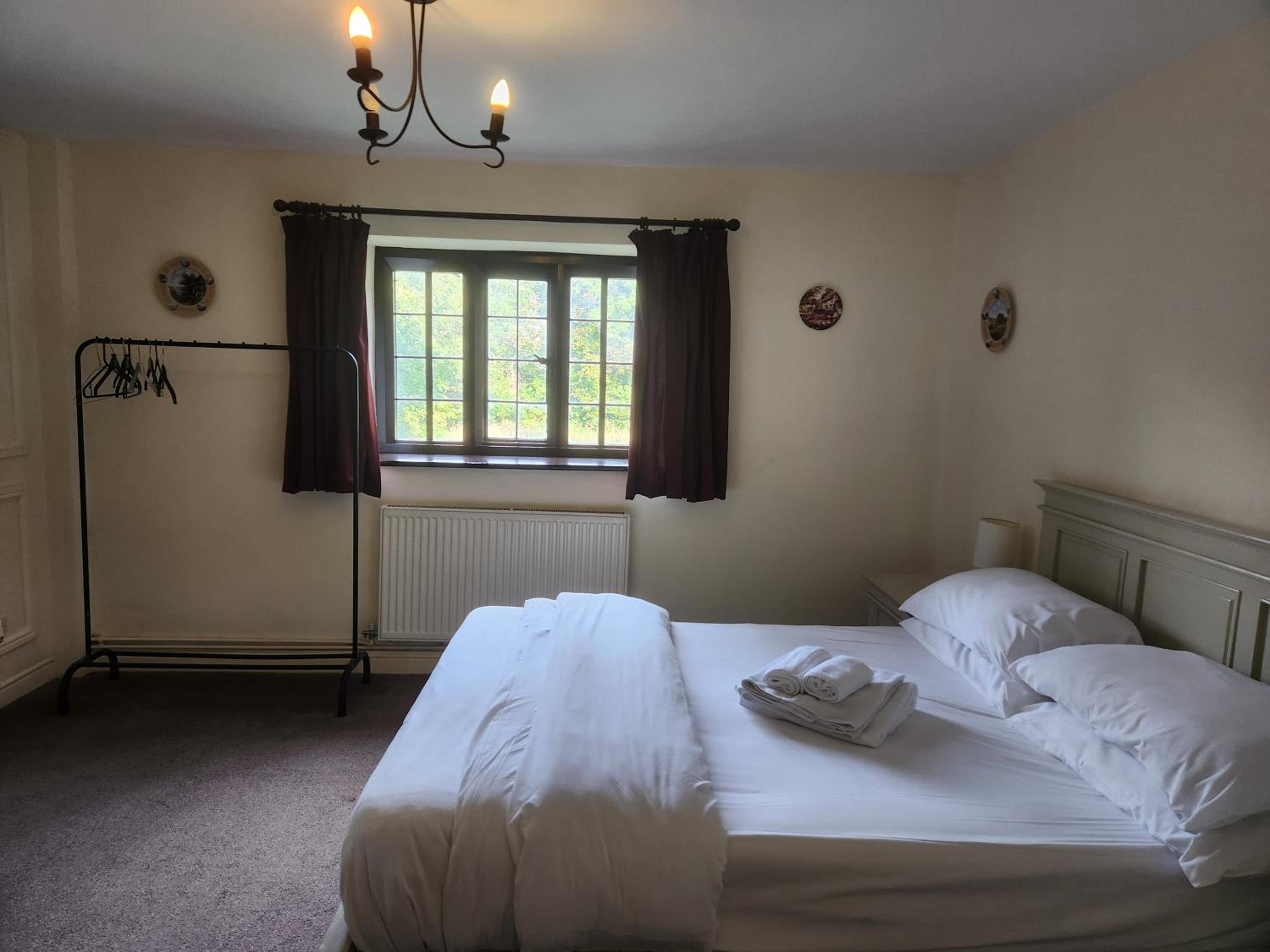 Double Room - Photo 4