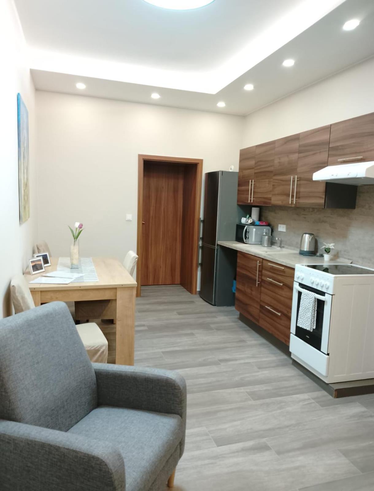Triple Room - Photo 2