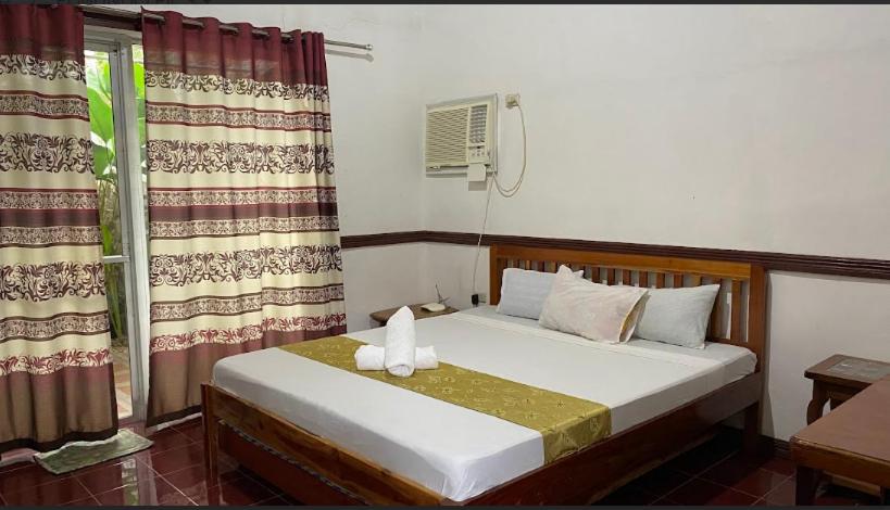 Queen Room With Garden View