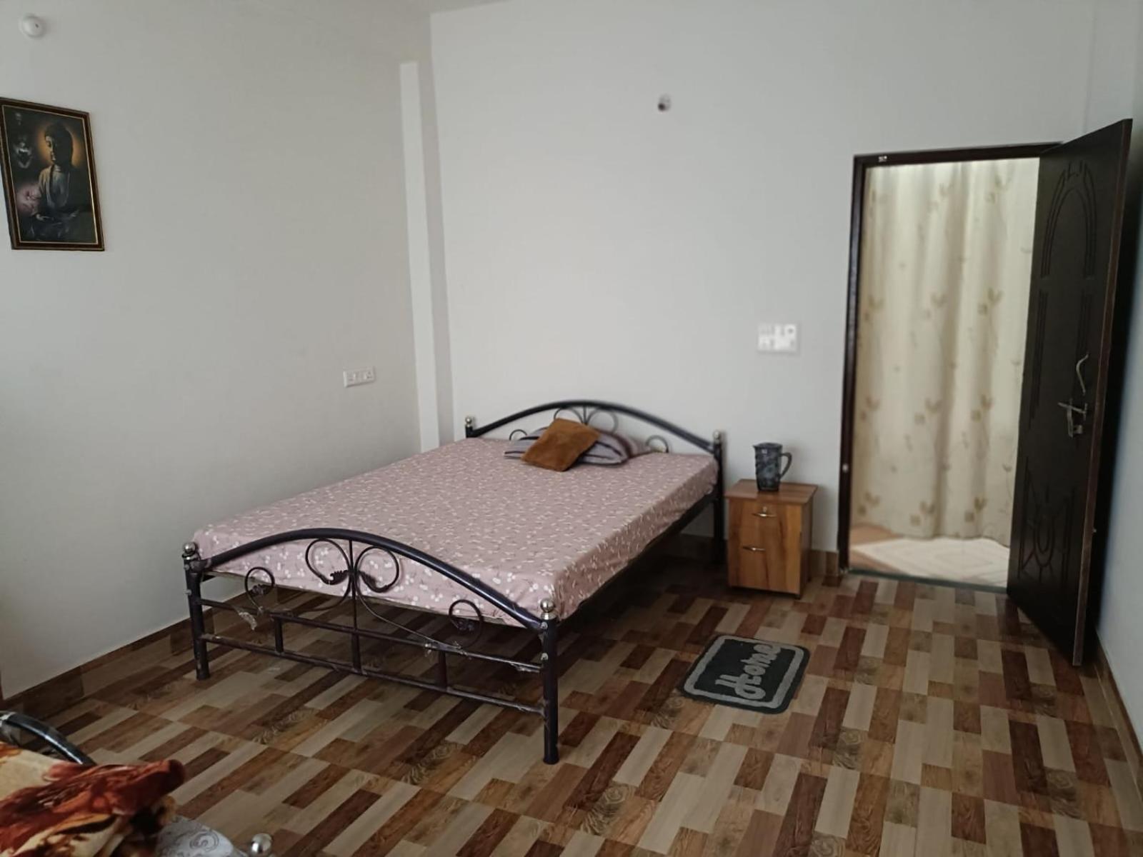 Two-Bedroom Apartment photo 2