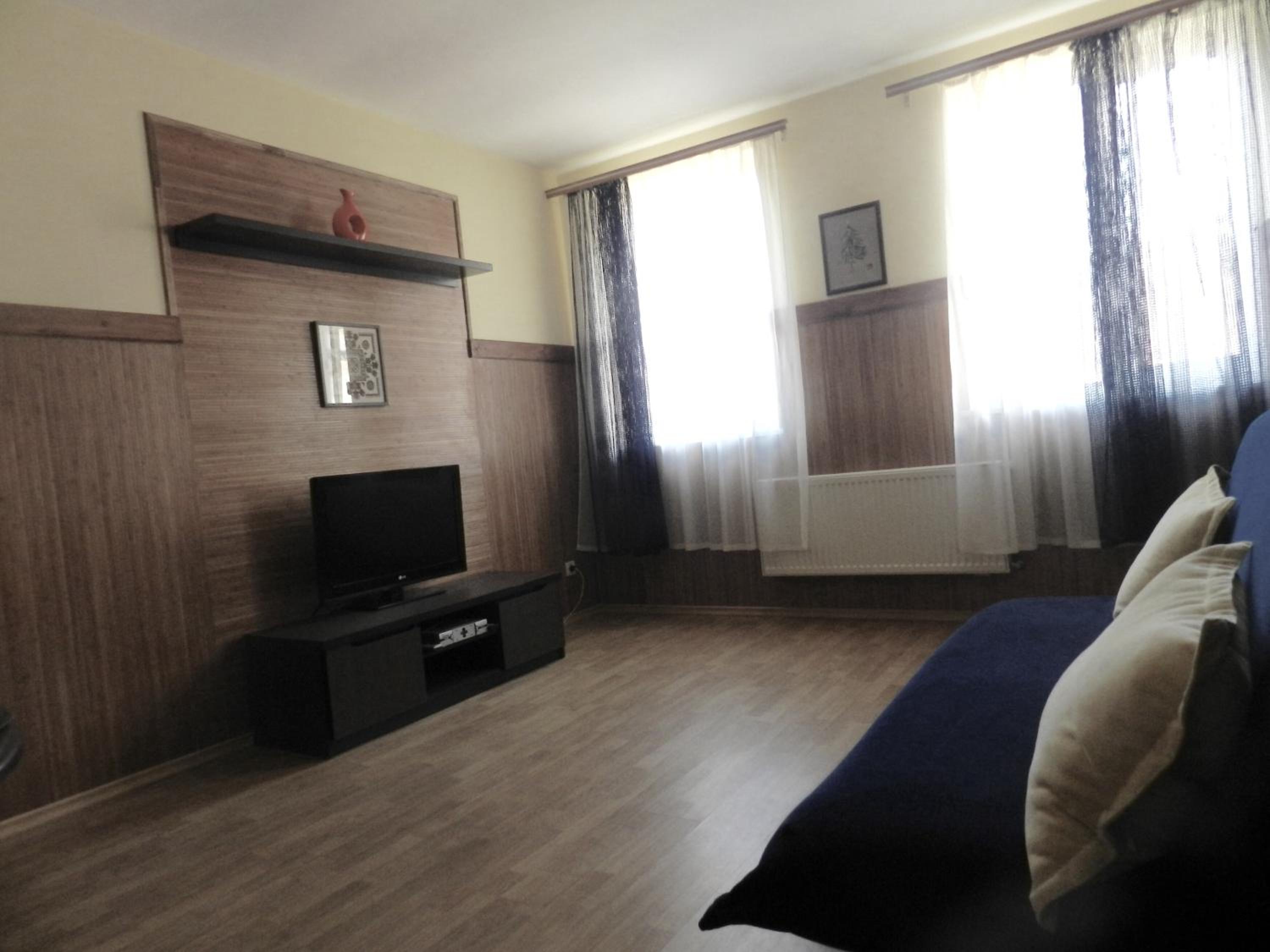Suite with Mountain View