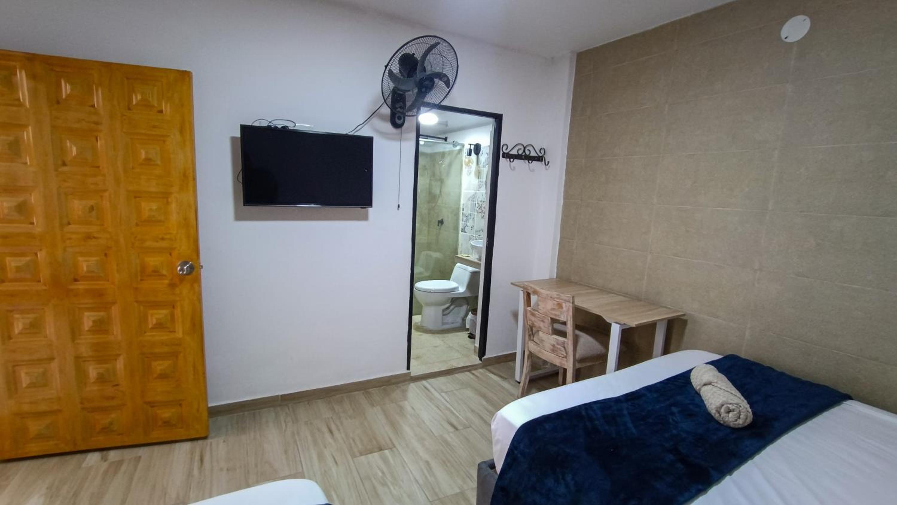 Economy Twin Room