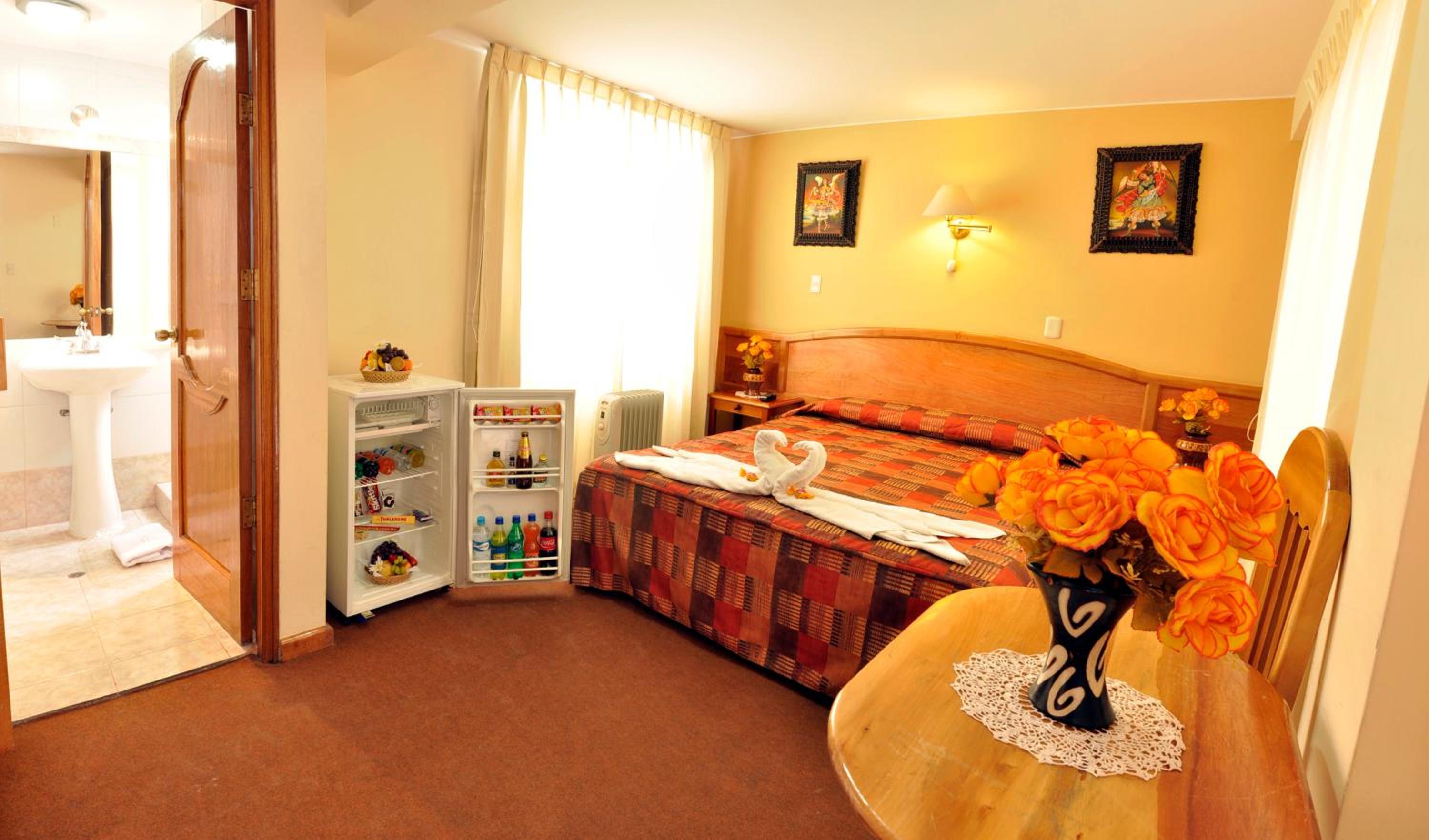 Queen Room - Photo 8