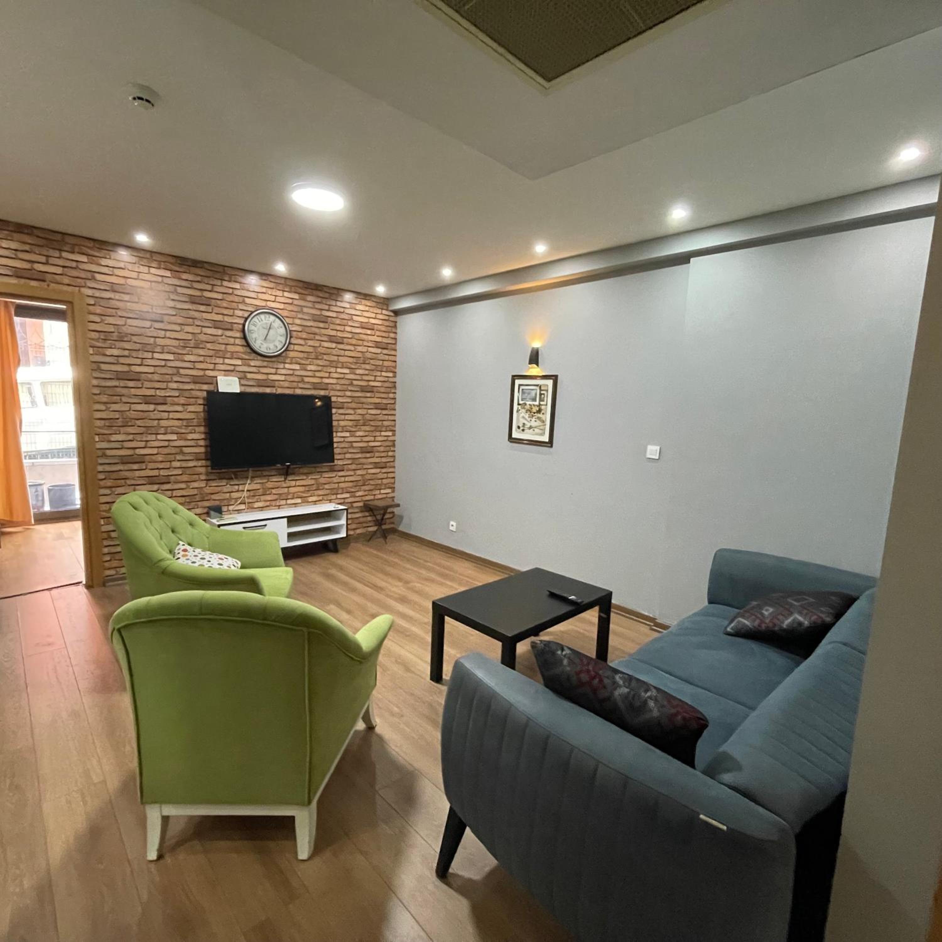 Two-Bedroom Deluxe Apartment photo 1