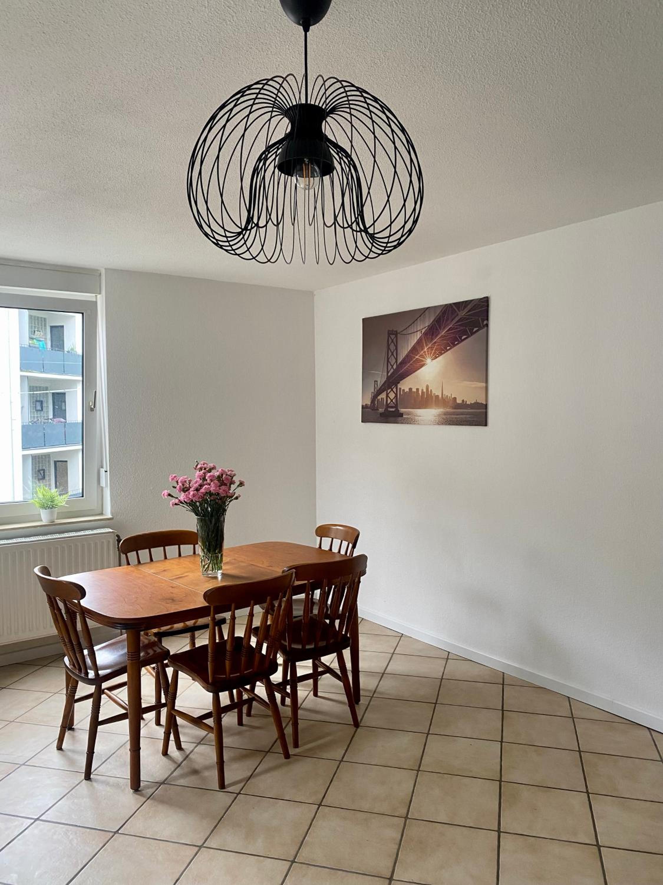 One-Bedroom Apartment photo 2