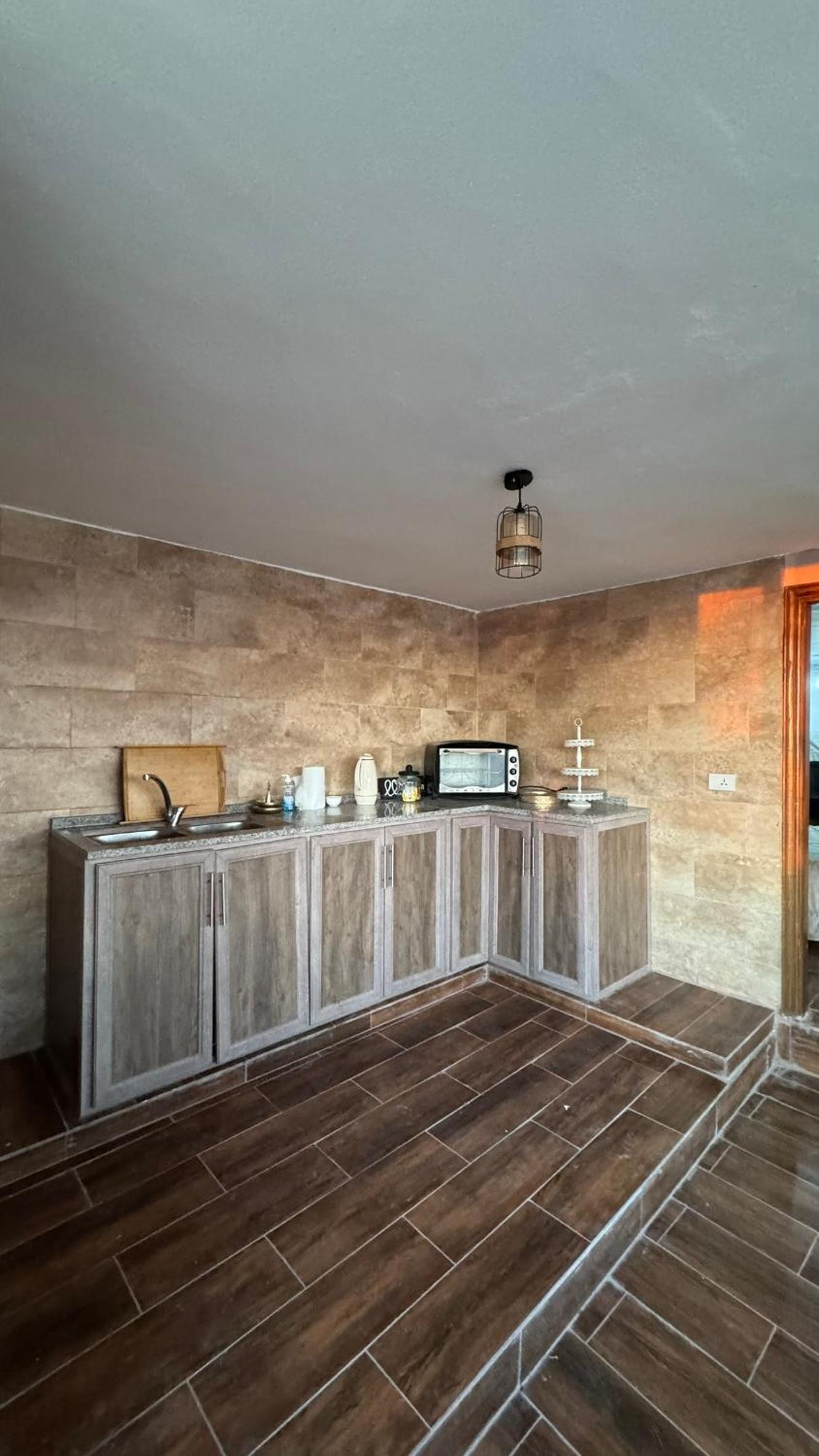 One-Bedroom House photo 3