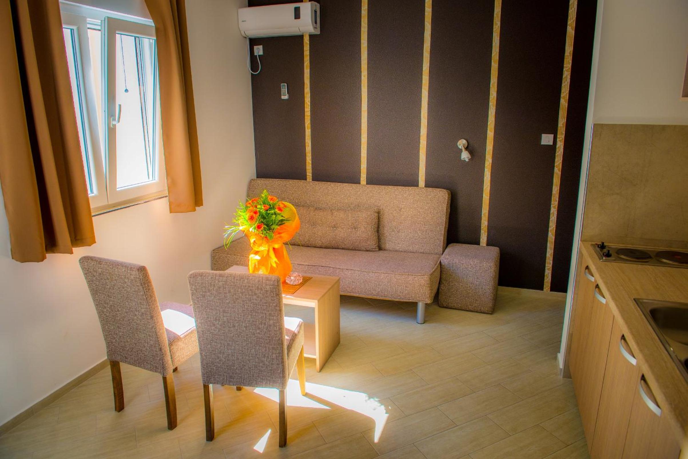 One-Bedroom Apartment with Balcony