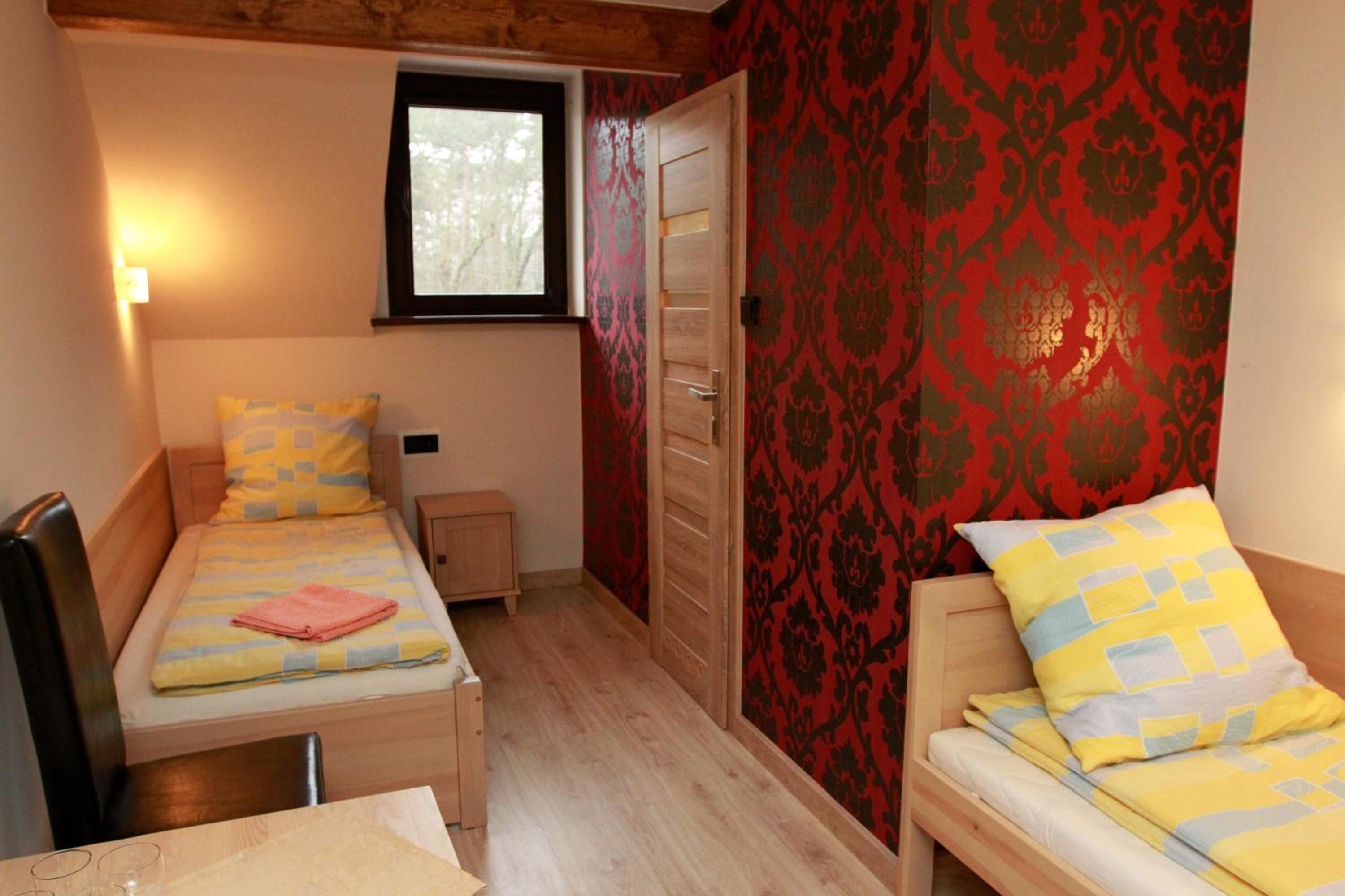 Twin Room with Private Bathroom photo 1