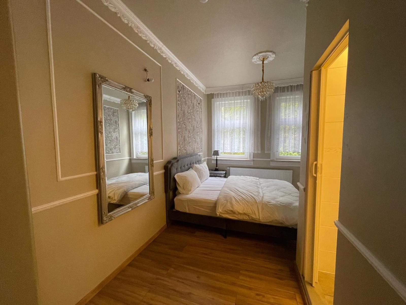 King Suite photo 3