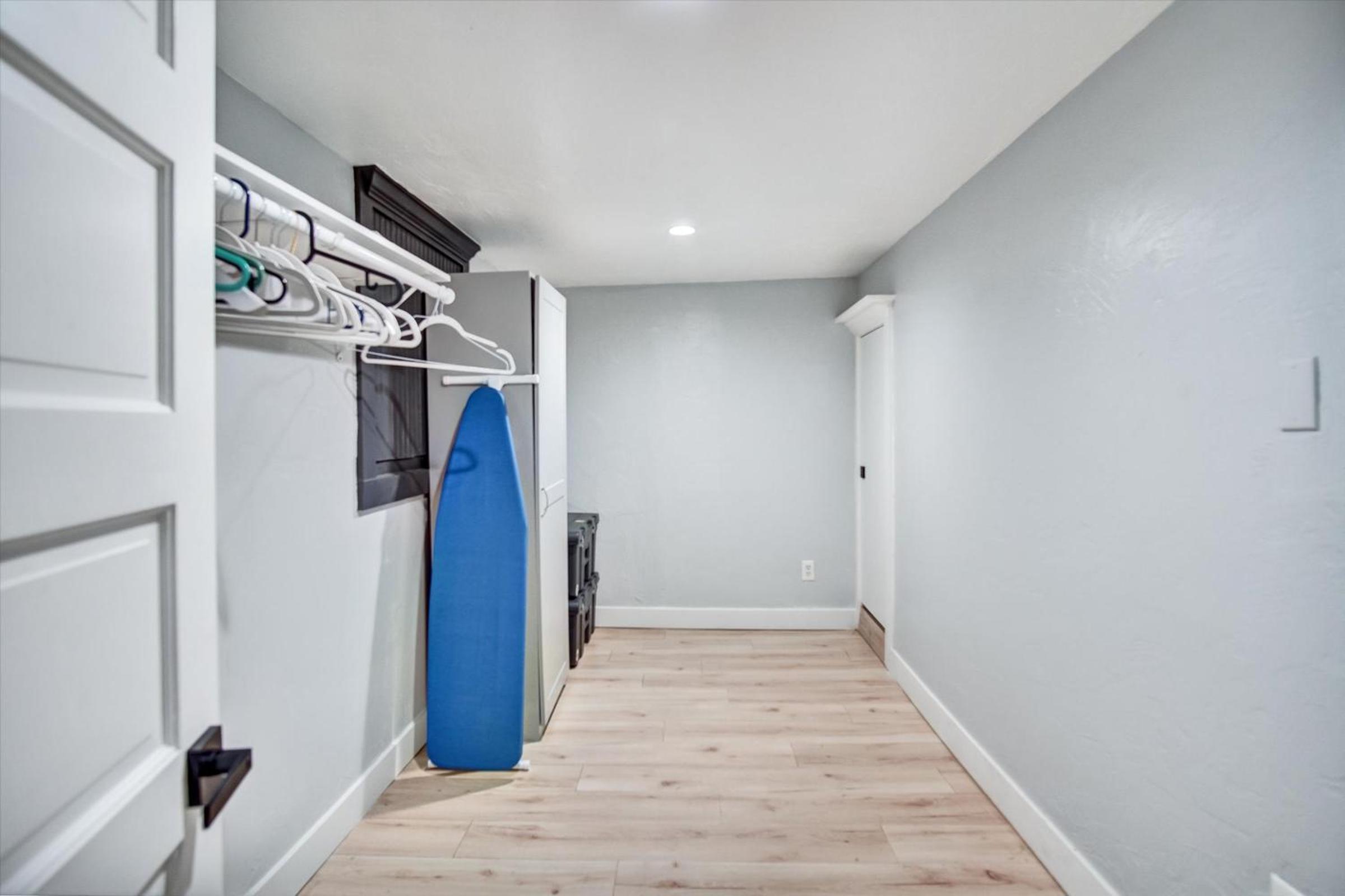 One-Bedroom House photo 1