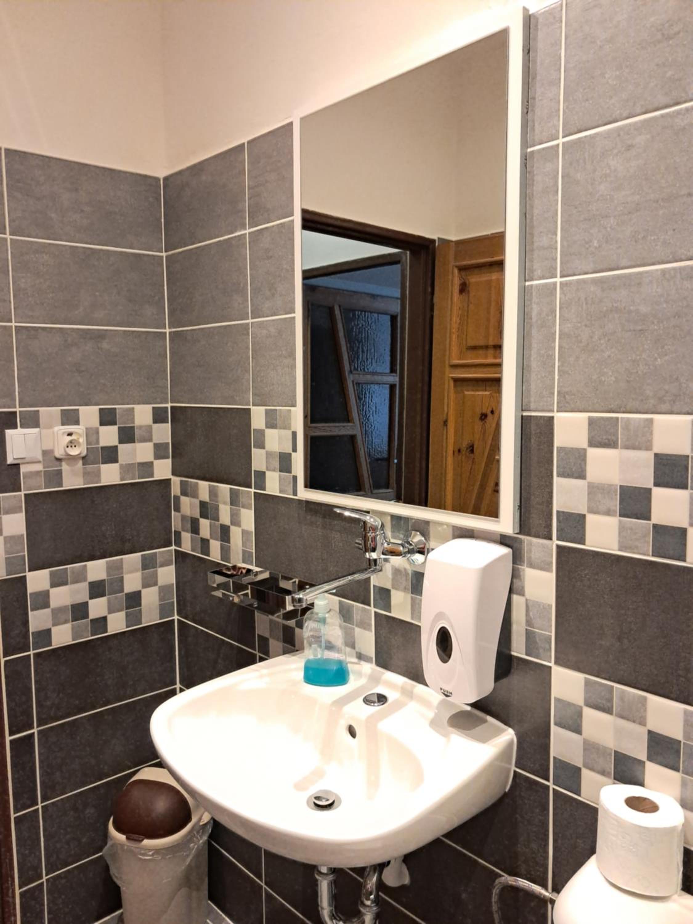 Triple Room with Private Bathroom photo 2