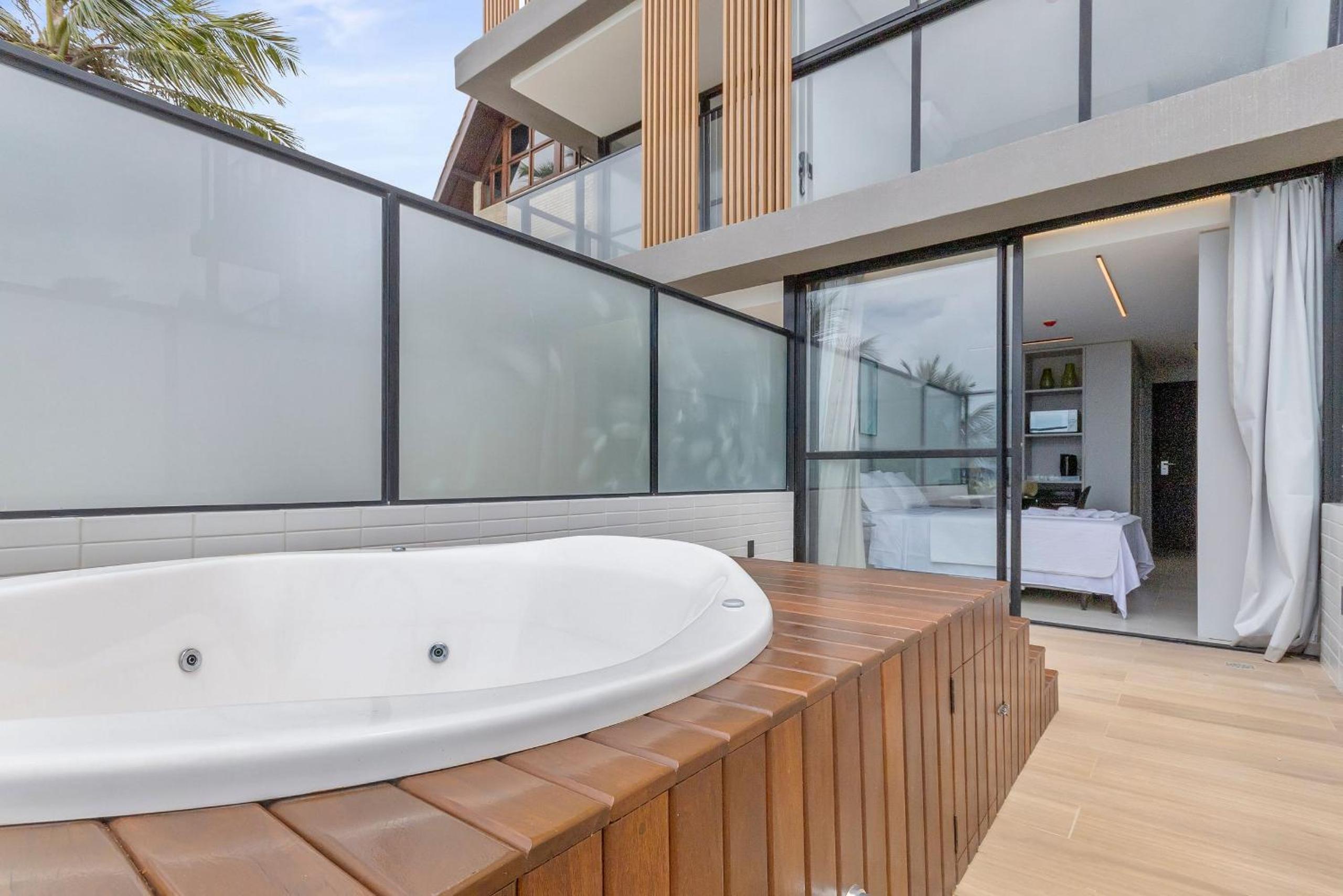 Double Room with Spa Bath photo 2