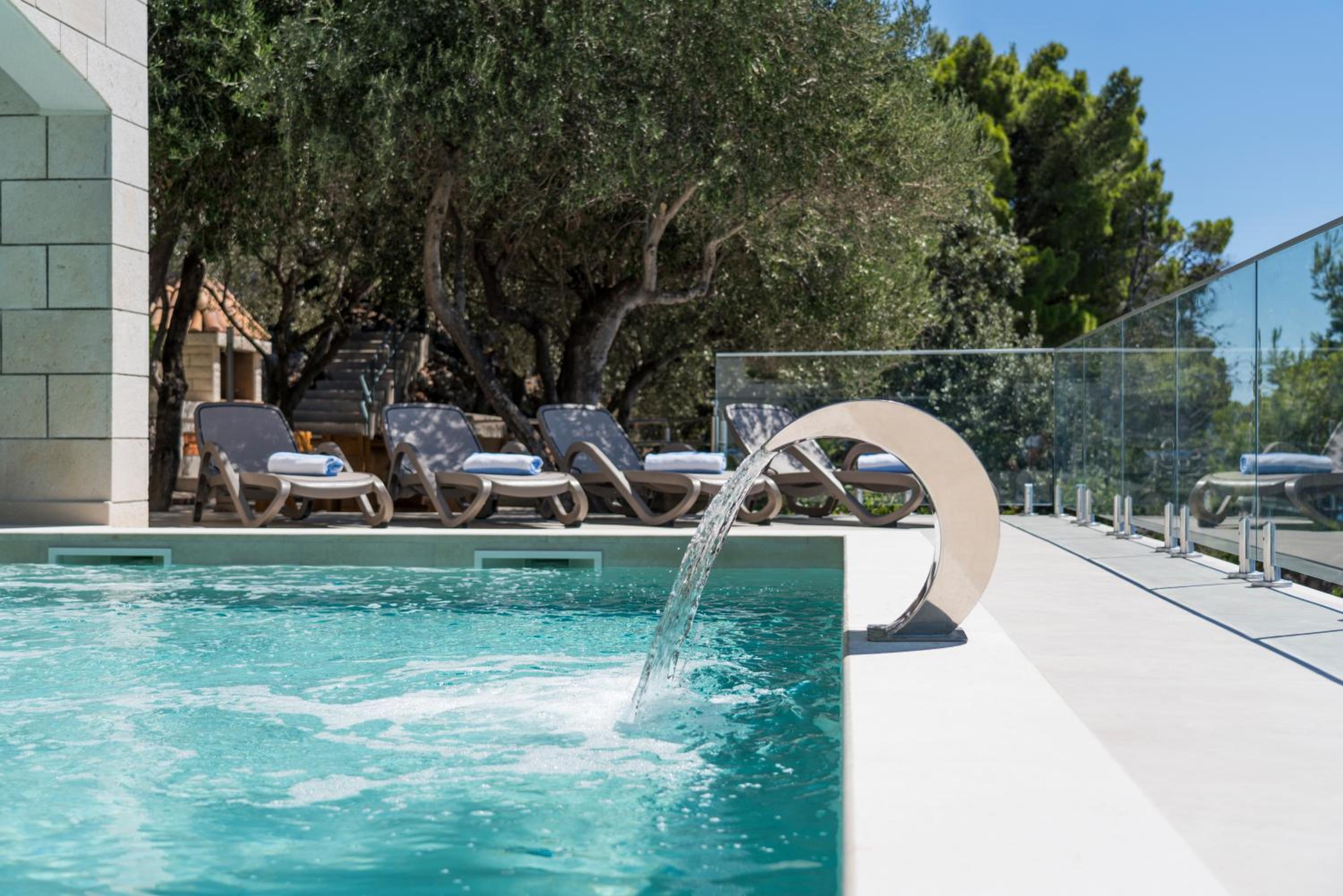 Villa With Private Pool photo 2