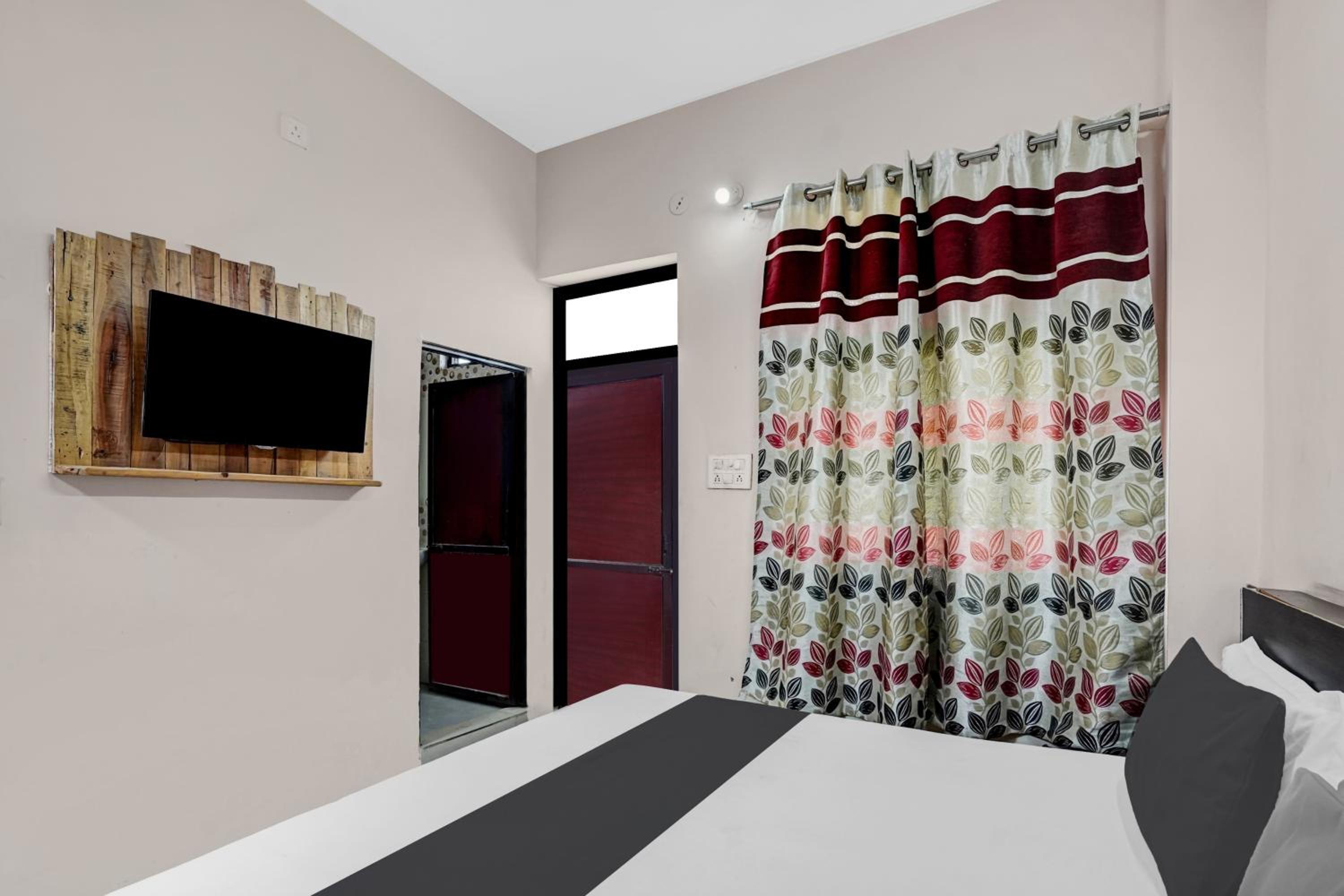 Classic Triple Room photo 3