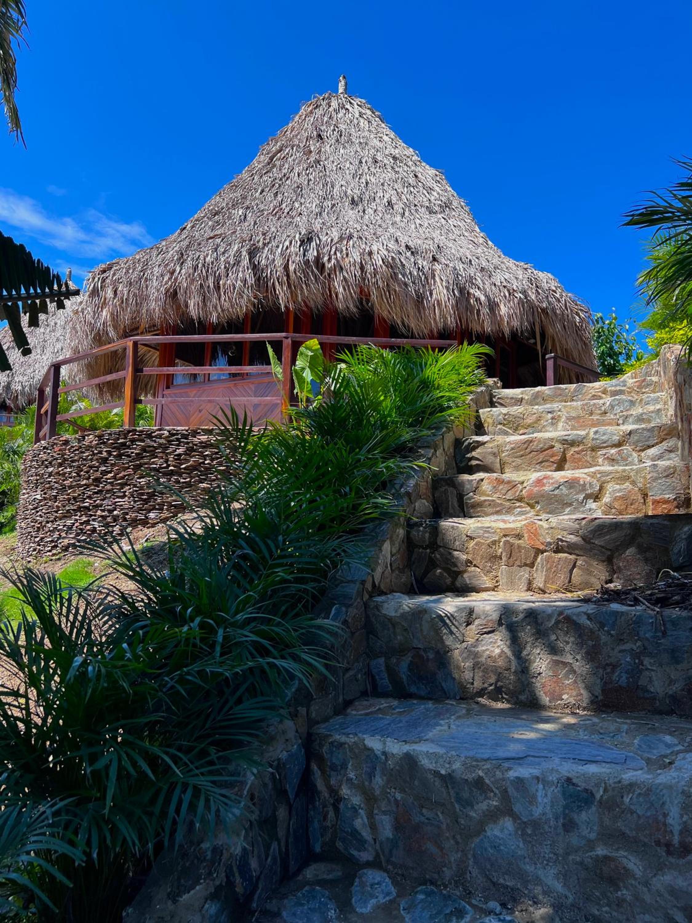 Deluxe Bungalow photo 2