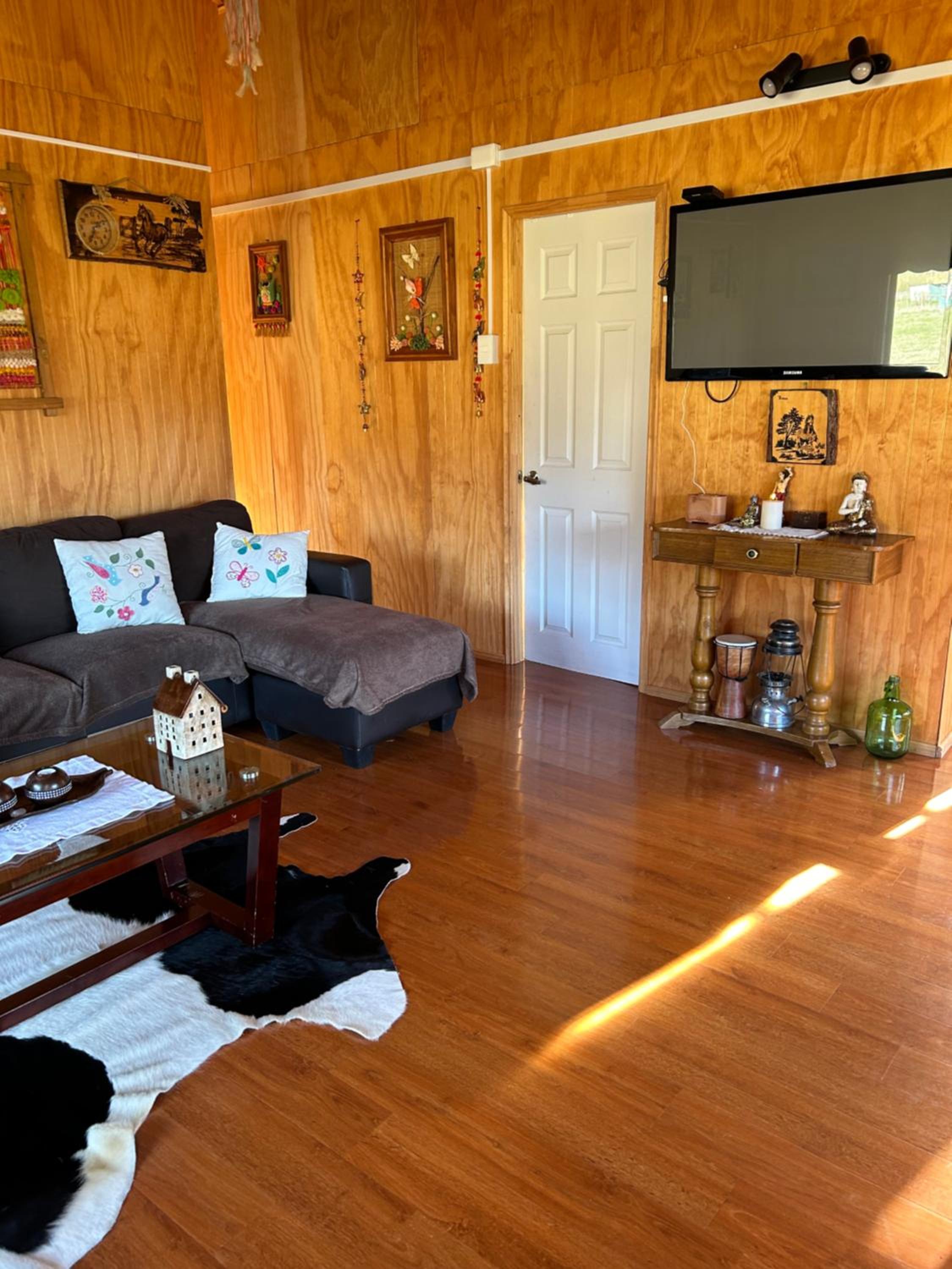 Three-Bedroom House photo 1