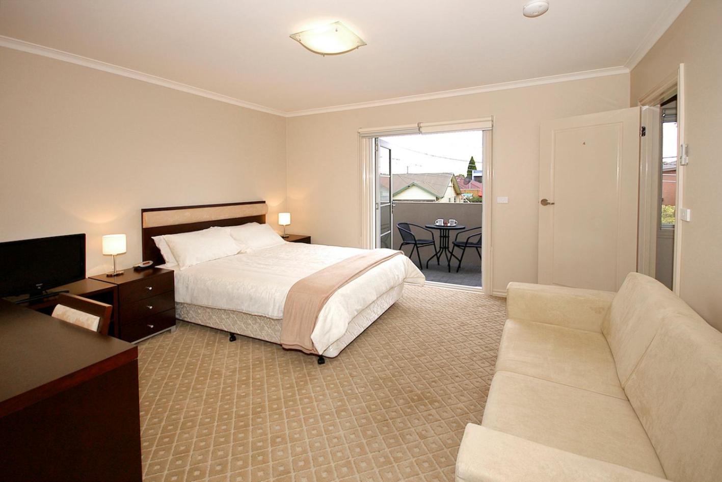 Double Room with Private Bathroom