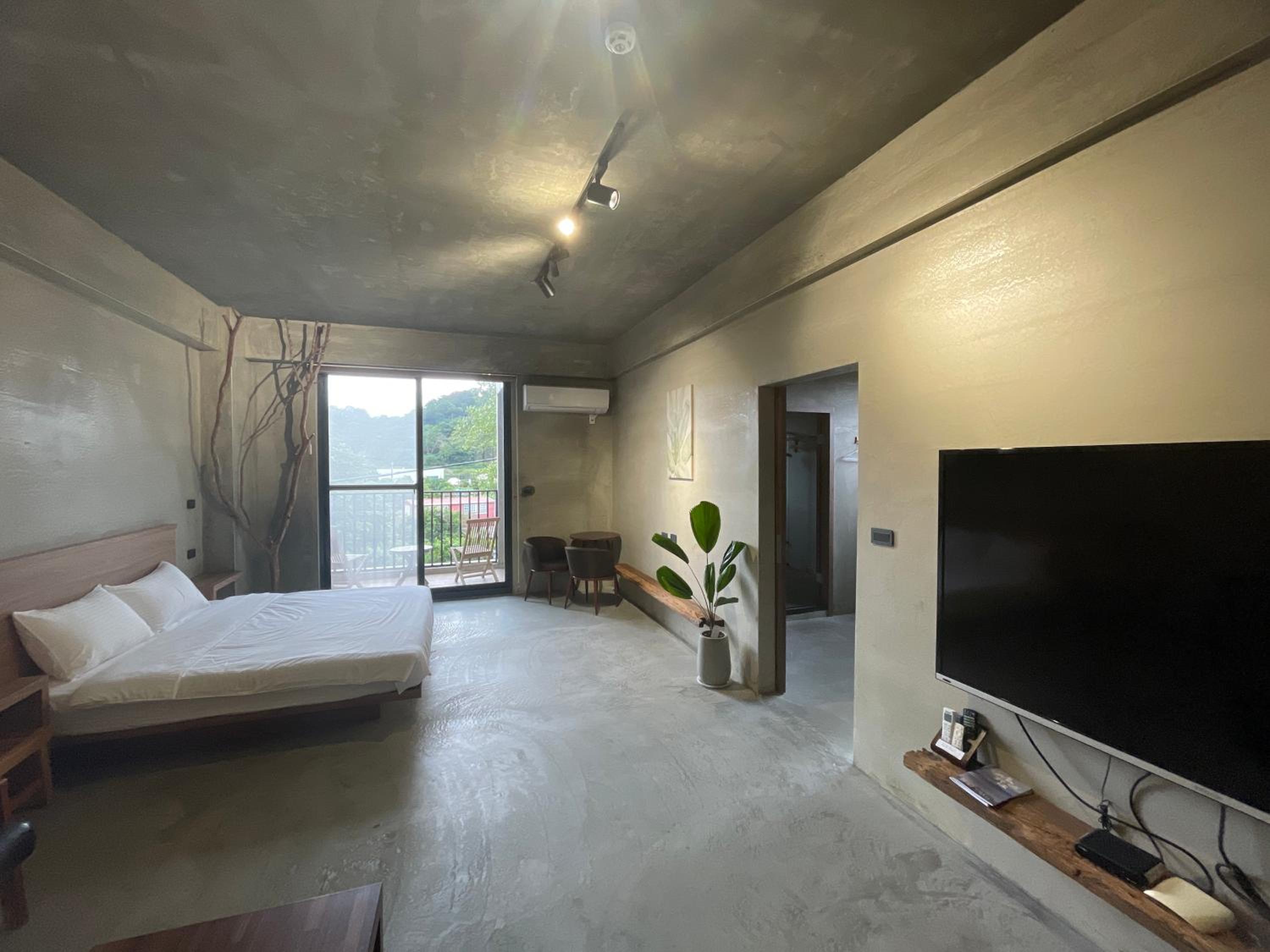 Family Suite with Balcony photo 2