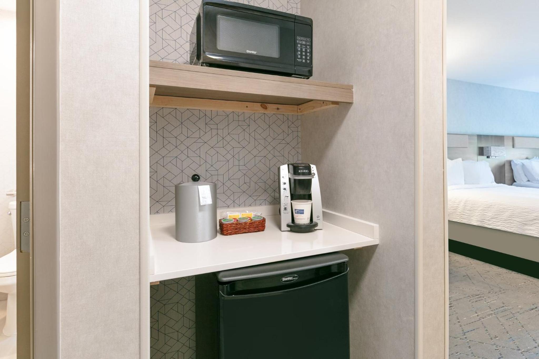 Standard Room - Photo 7