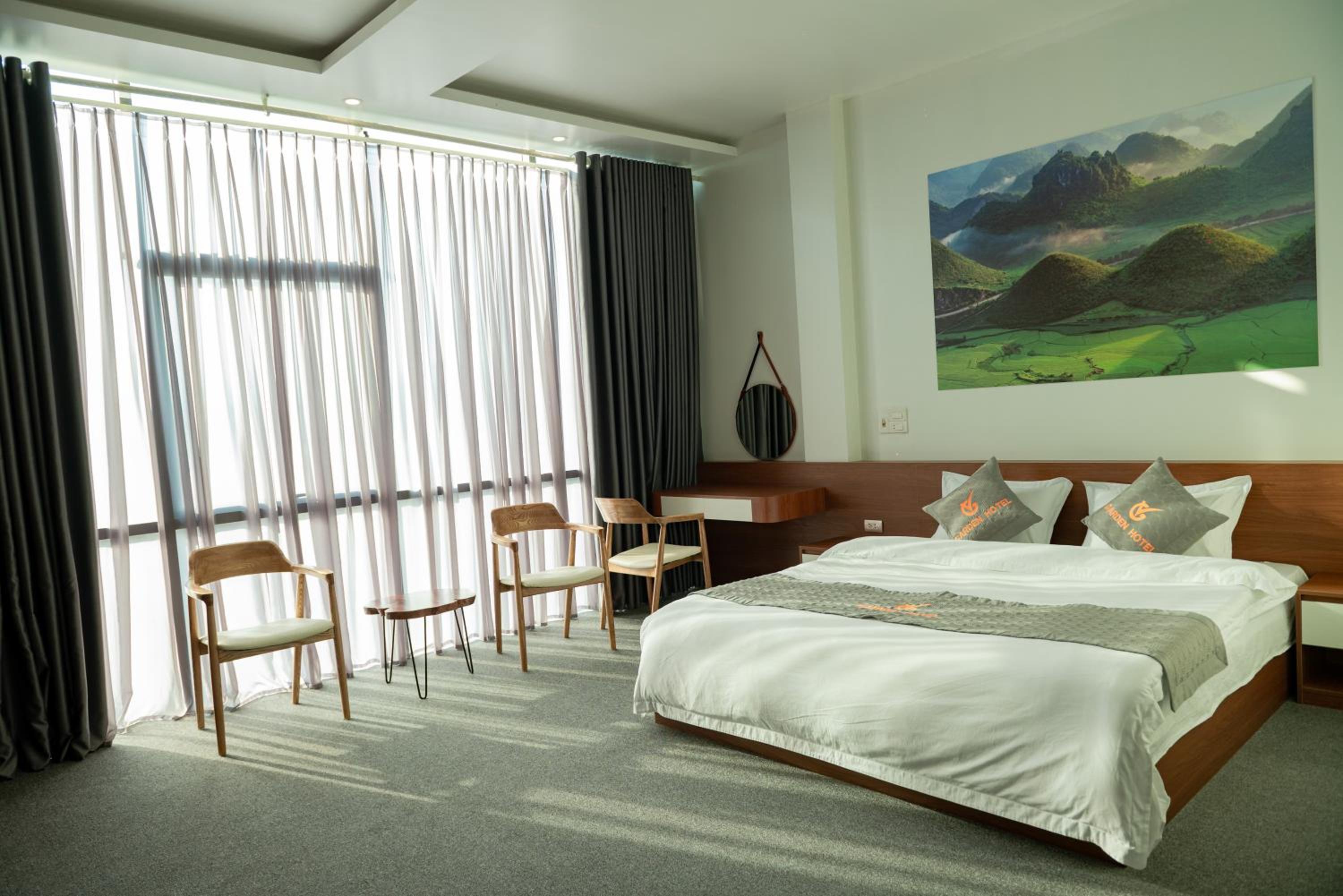 Large Double Room photo 1