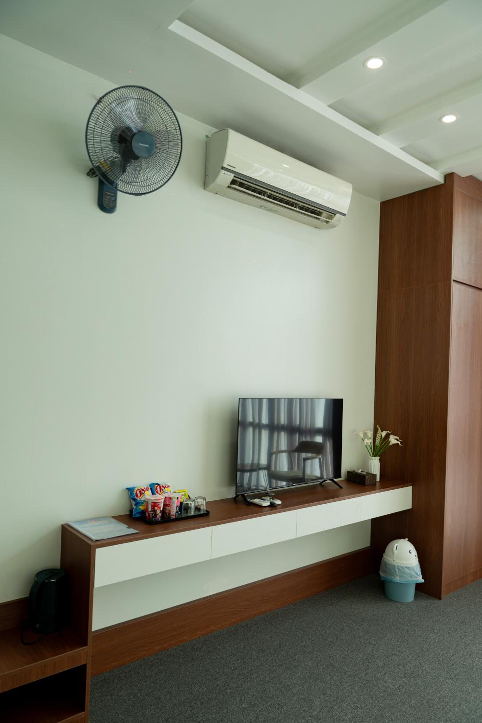 Large Double Room photo 3