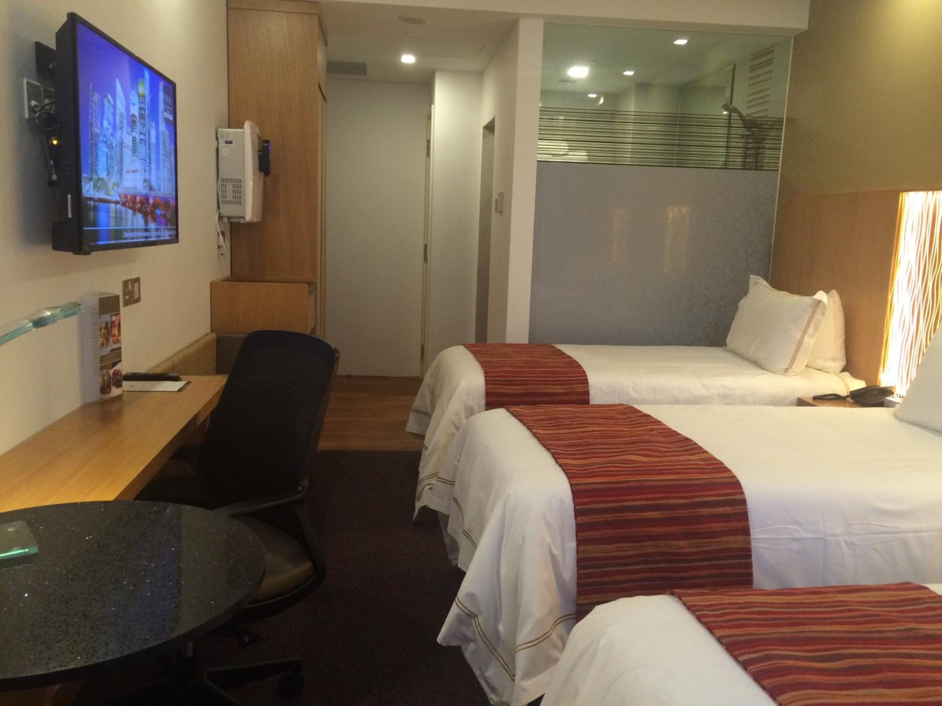 Deluxe Triple Room photo 2